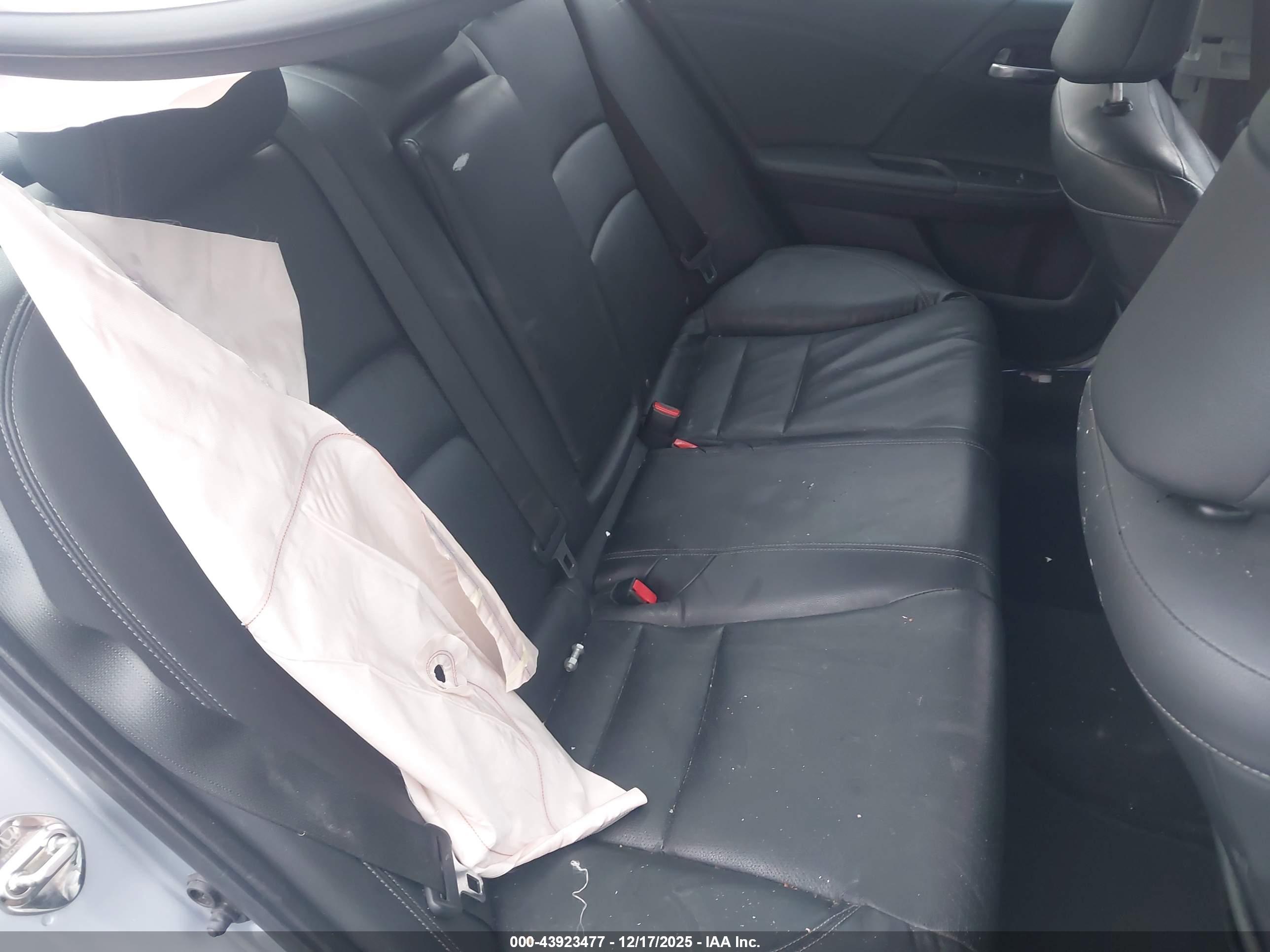 HONDA ACCORD image 8