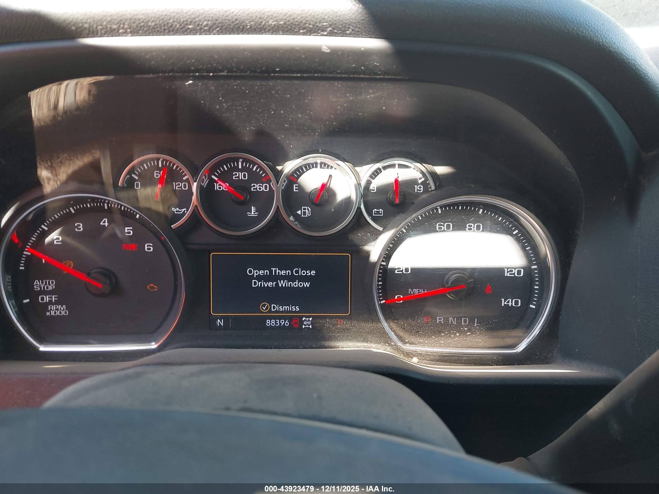 CHEVROLET SILVERADO image 7