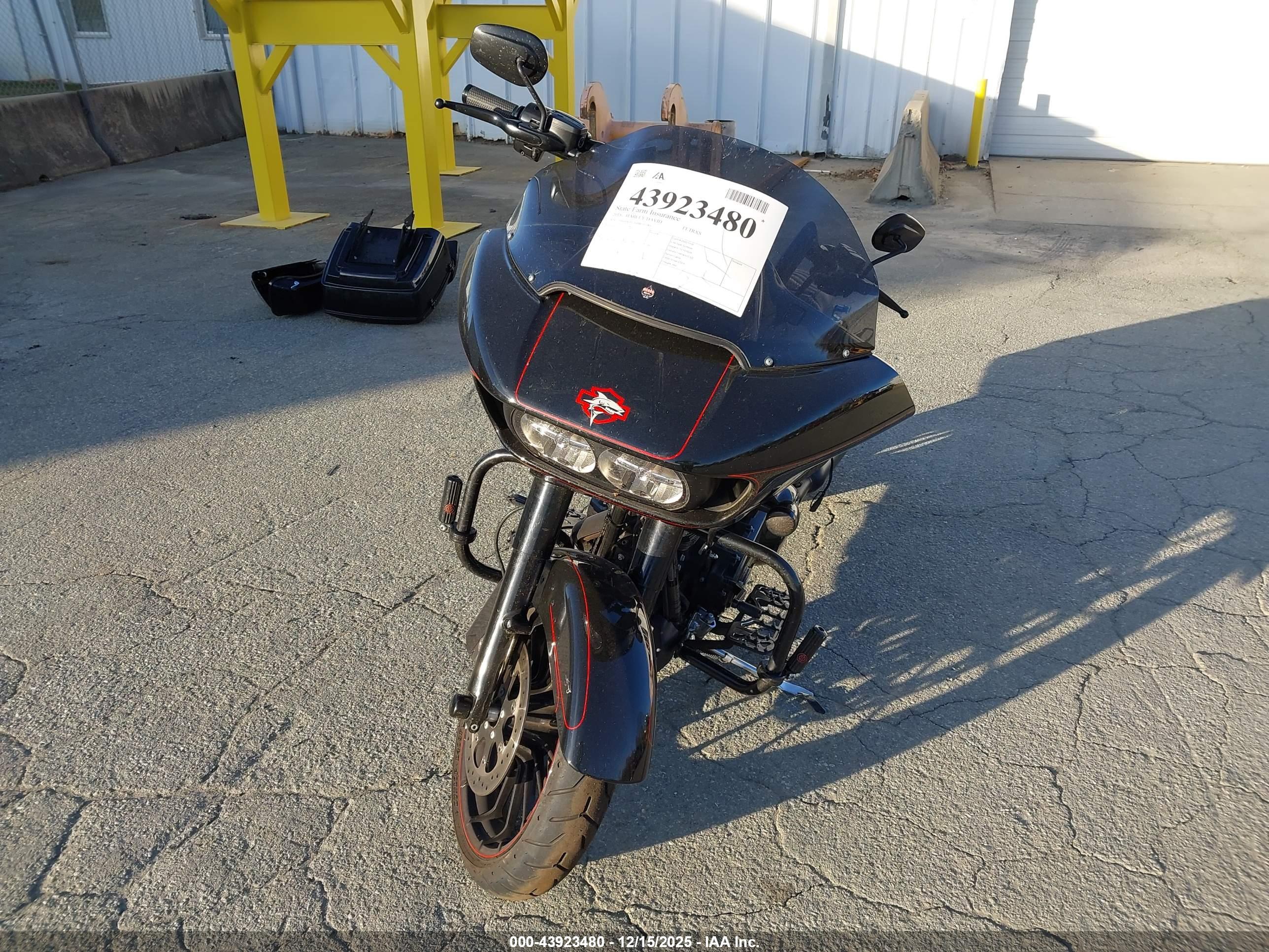 HARLEY-DAVIDSON FLTRXS image 5