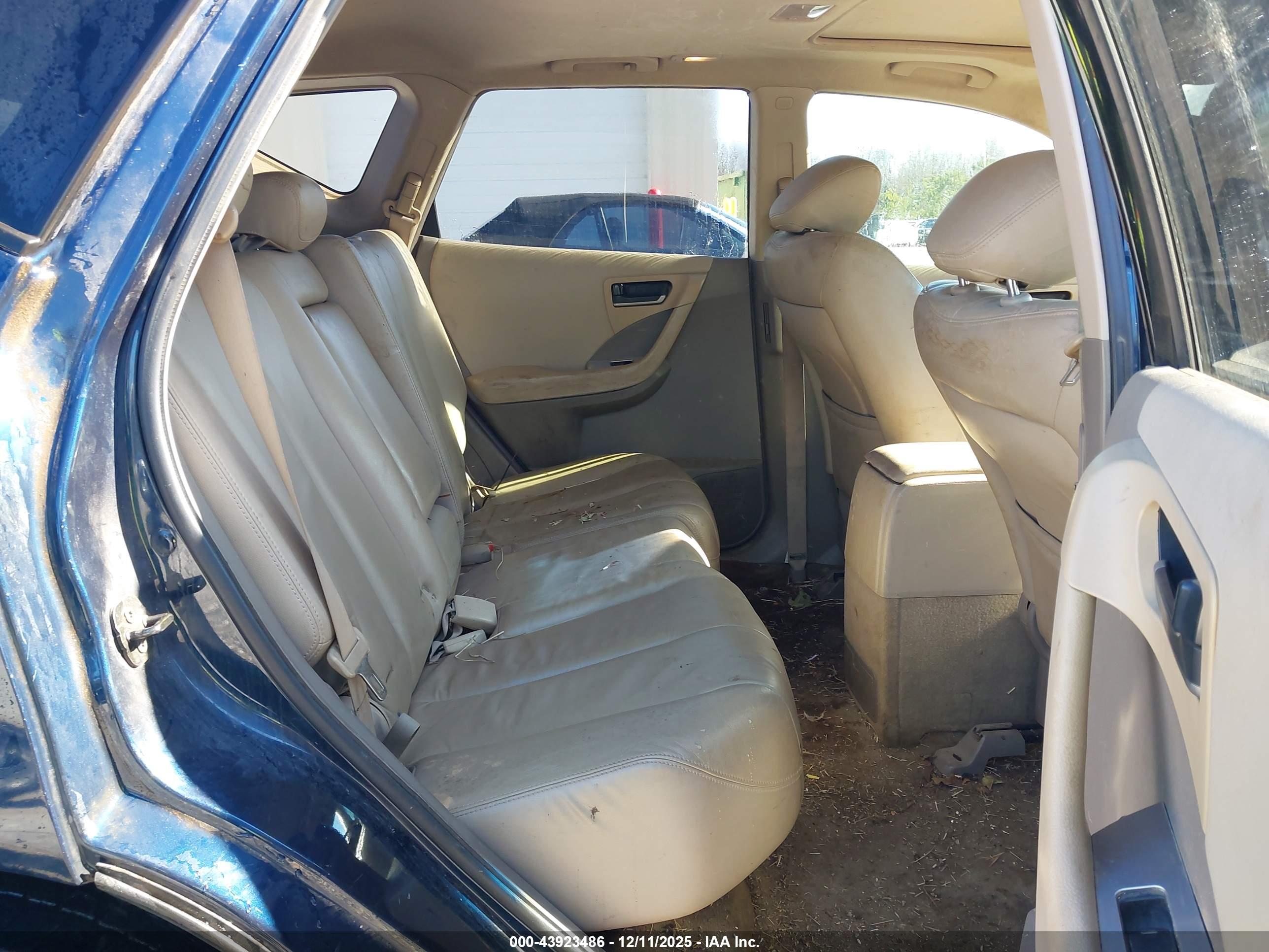 NISSAN MURANO image 8