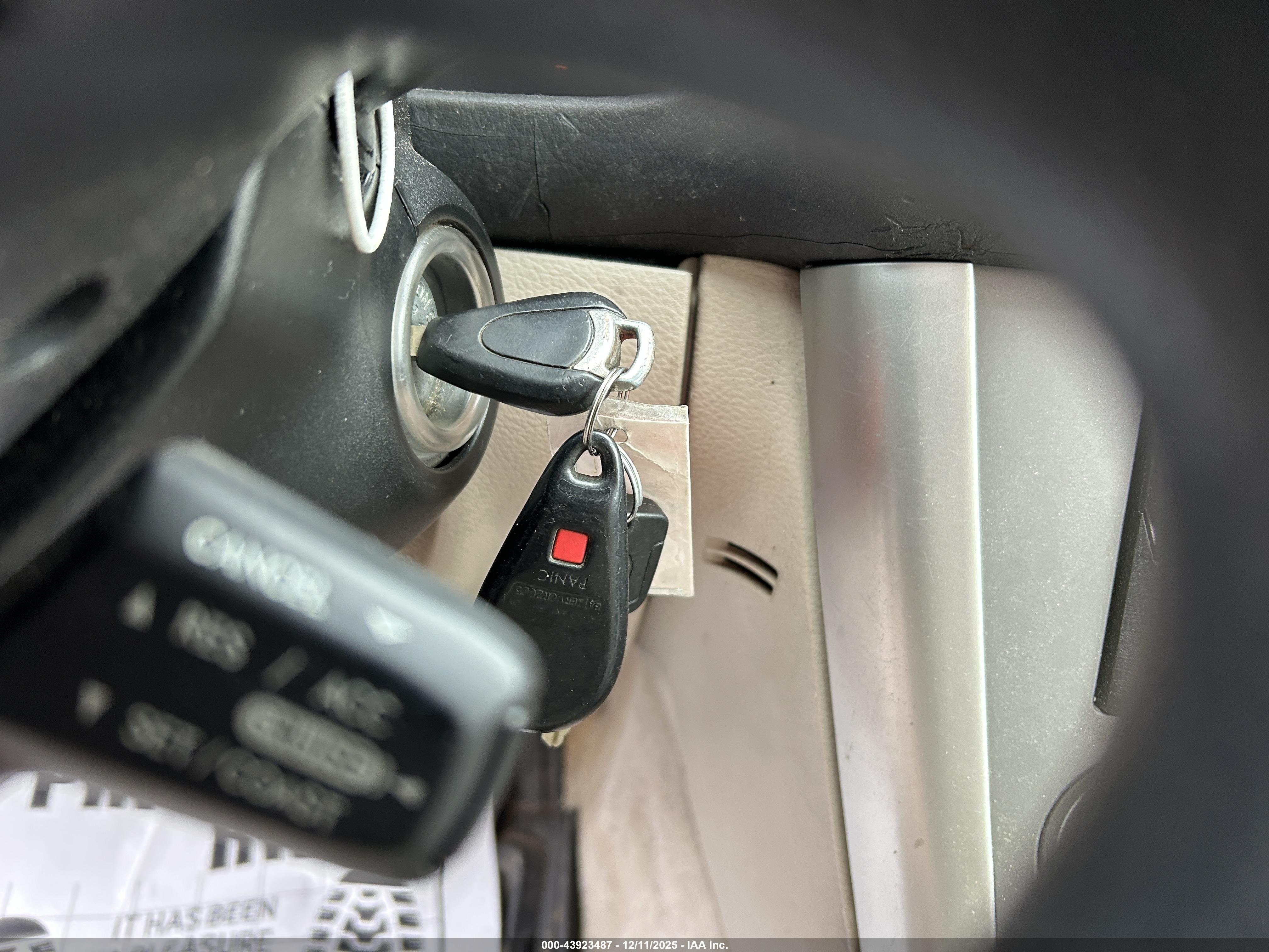 SUBARU OUTBACK image 11