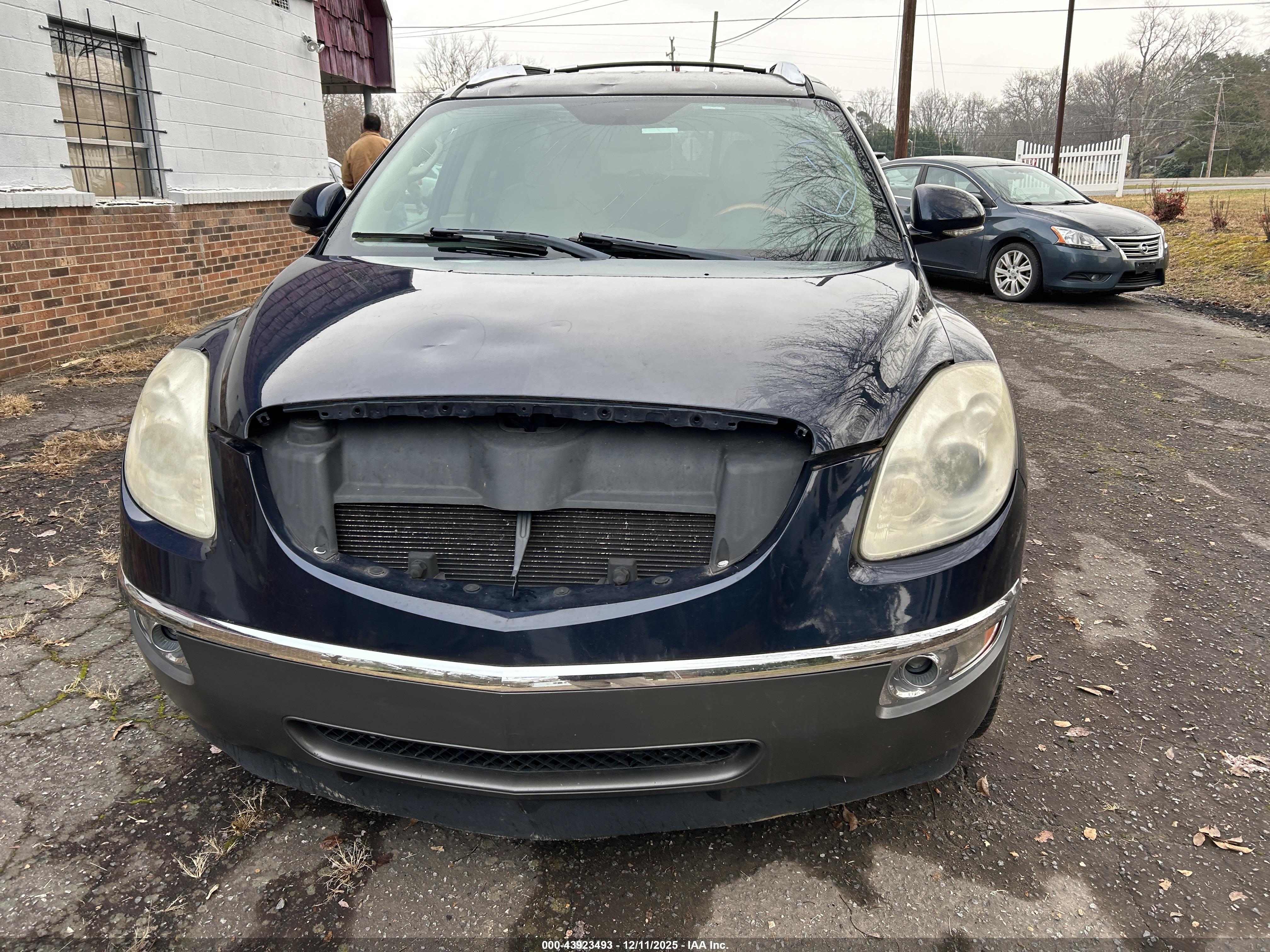 BUICK ENCLAVE image 6