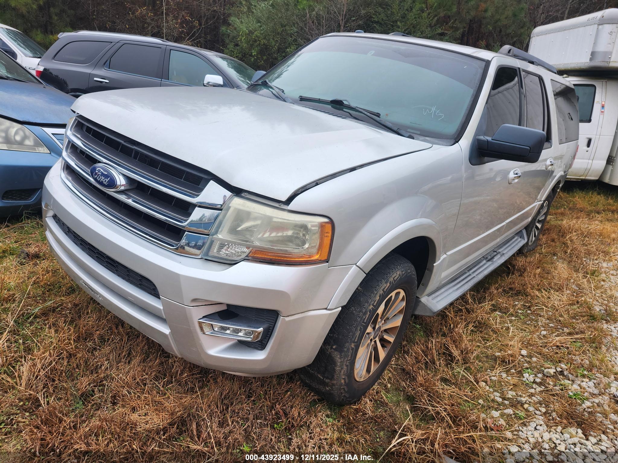 FORD EXPEDITION image 2