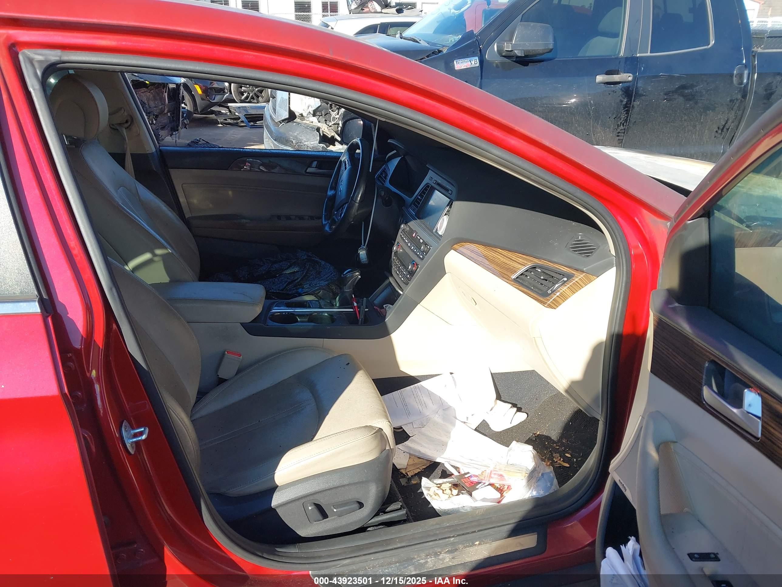 HYUNDAI SONATA image 5