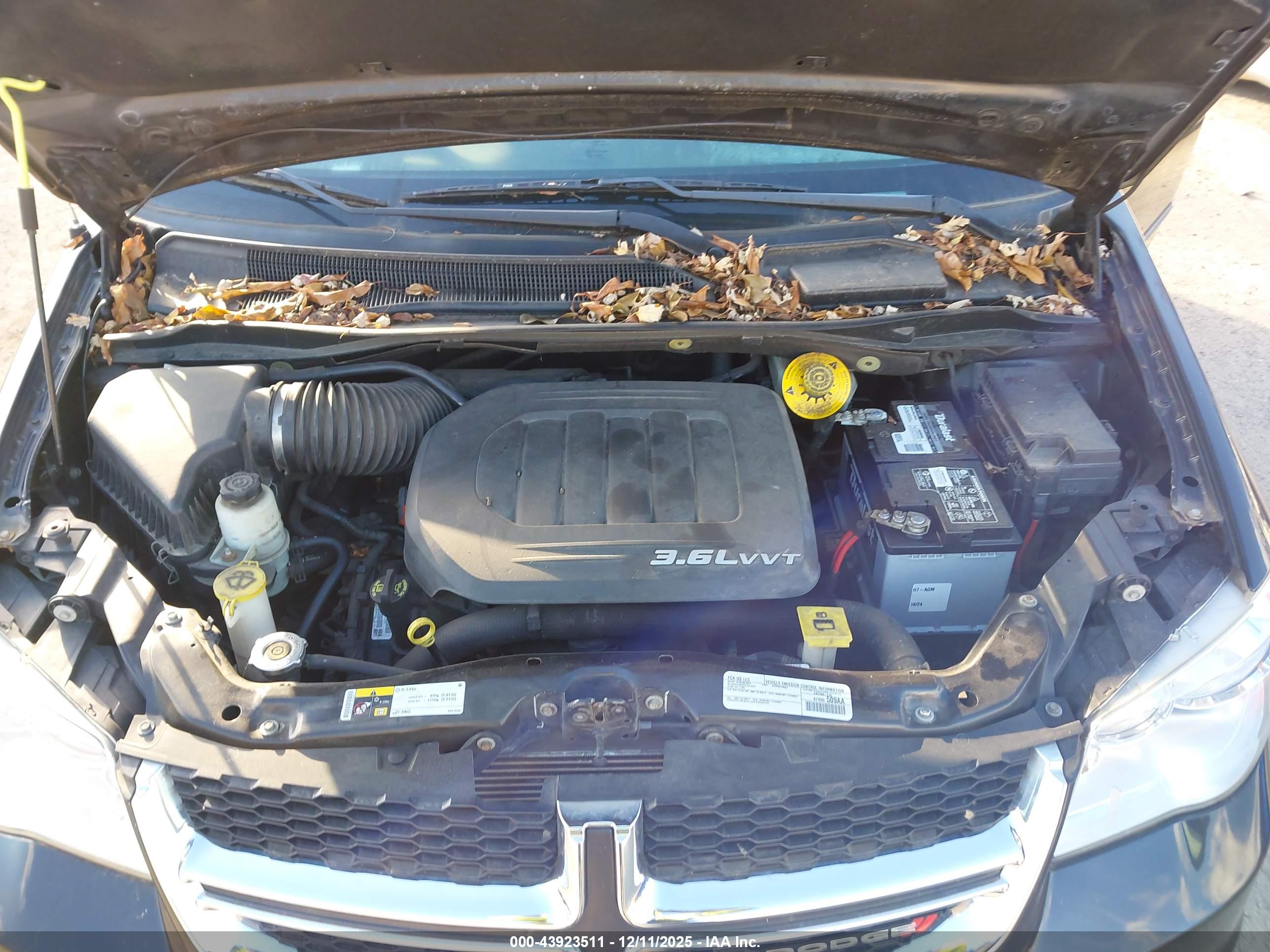 DODGE GRAND image 10
