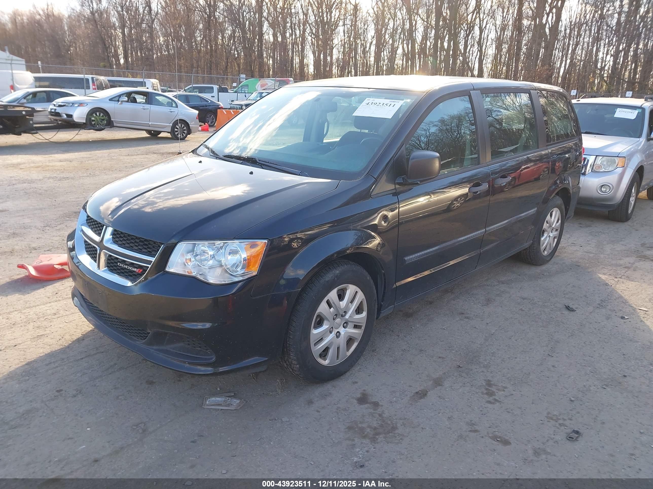 DODGE GRAND image 2