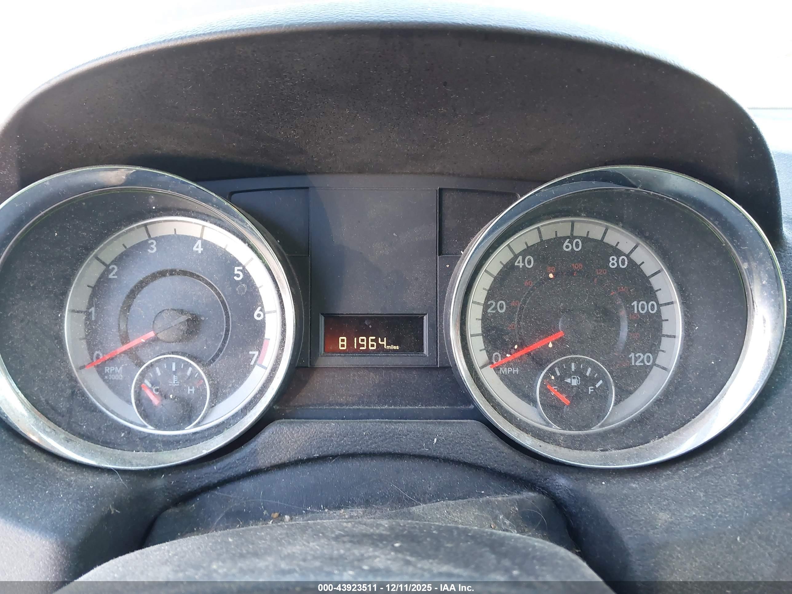 DODGE GRAND image 7