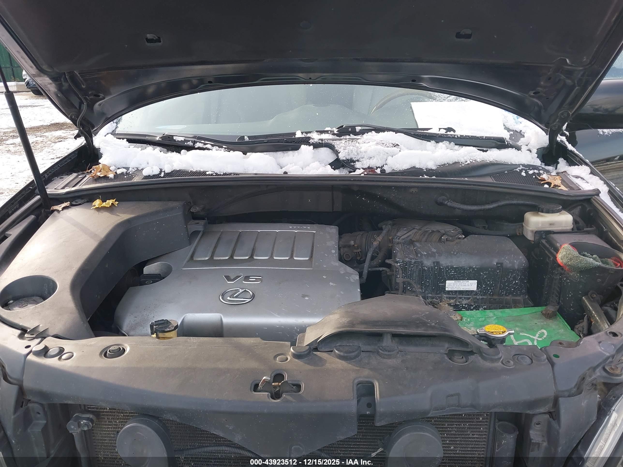 LEXUS RX image 10
