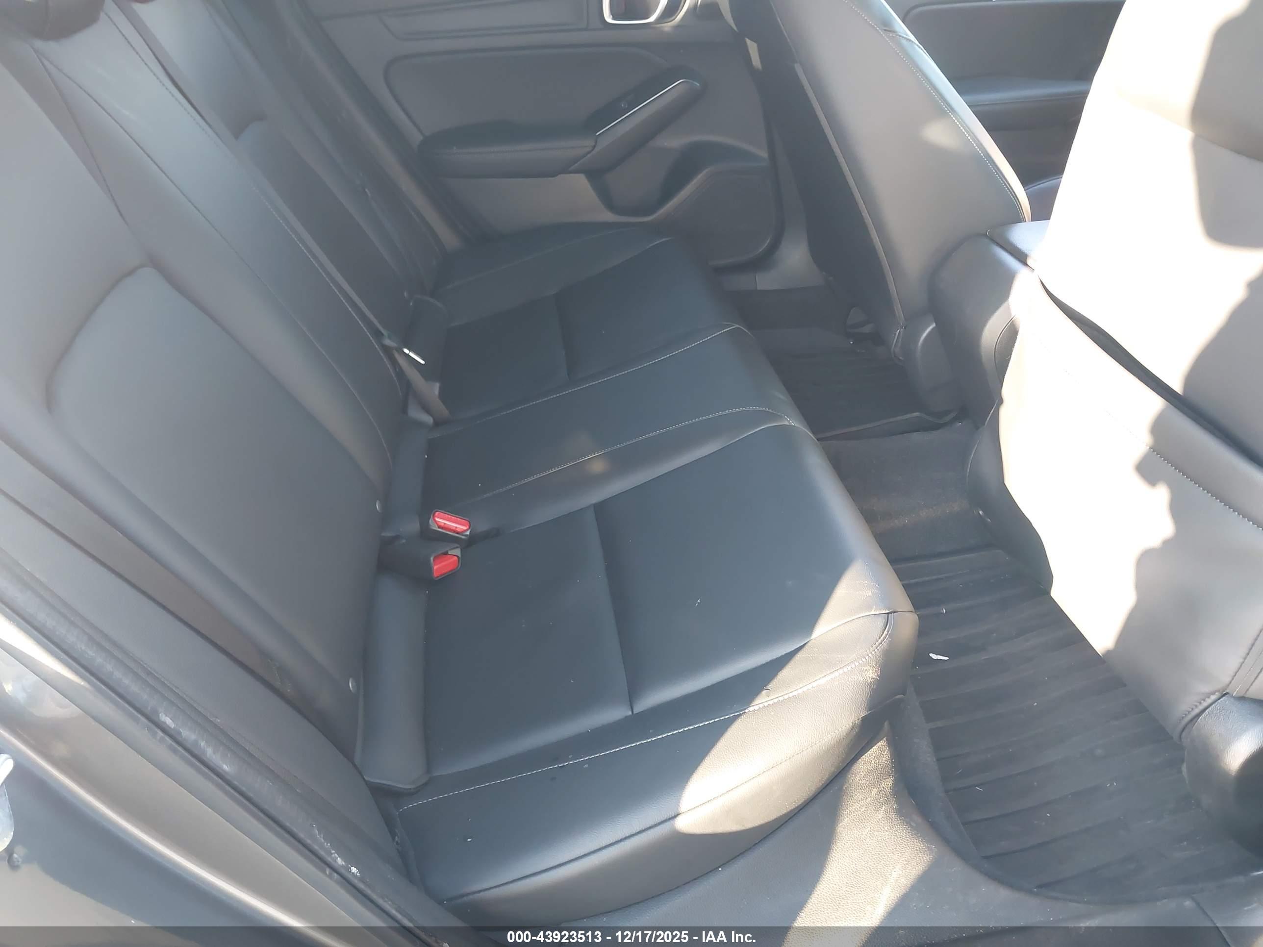 ACURA INTEGRA image 8