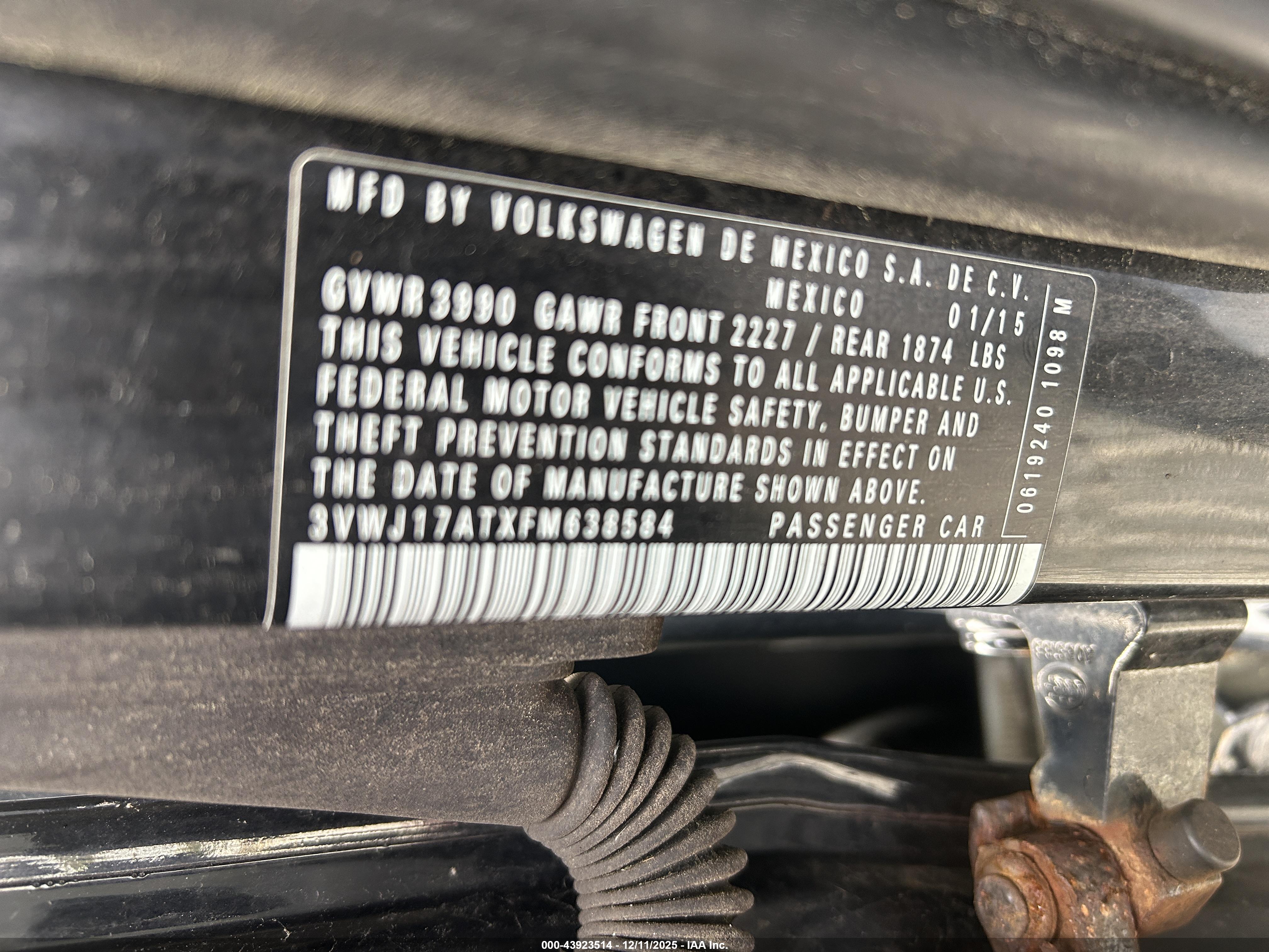 VOLKSWAGEN BEETLE image 9