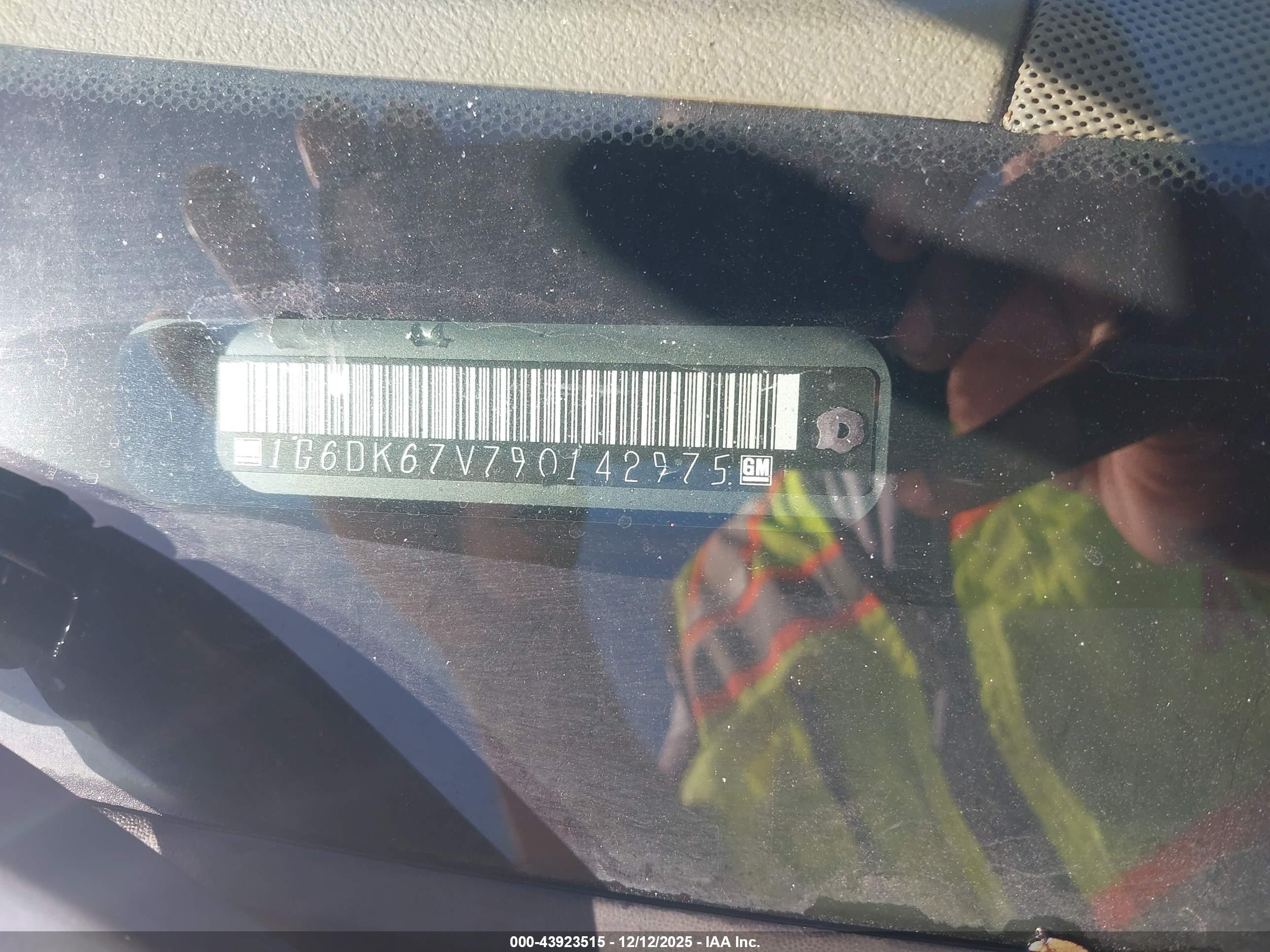 CADILLAC STS image 9