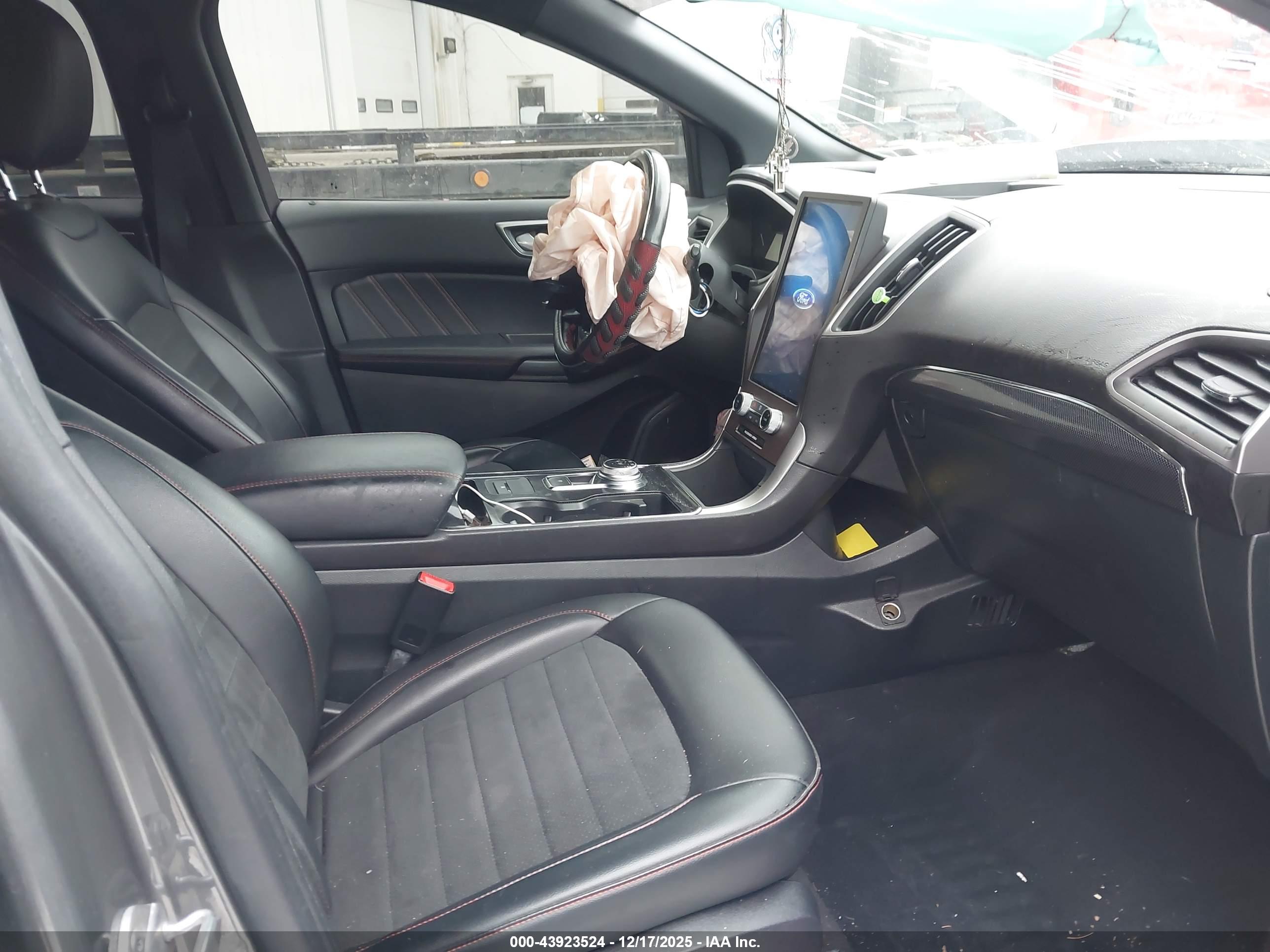 FORD EDGE image 5