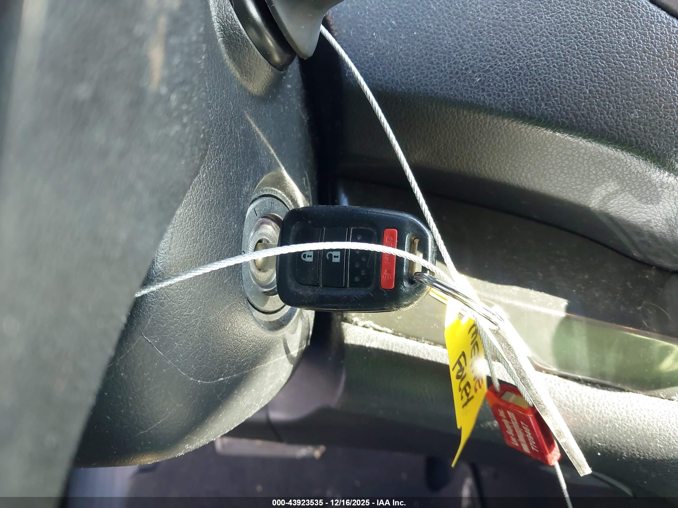 HONDA CR-V image 11