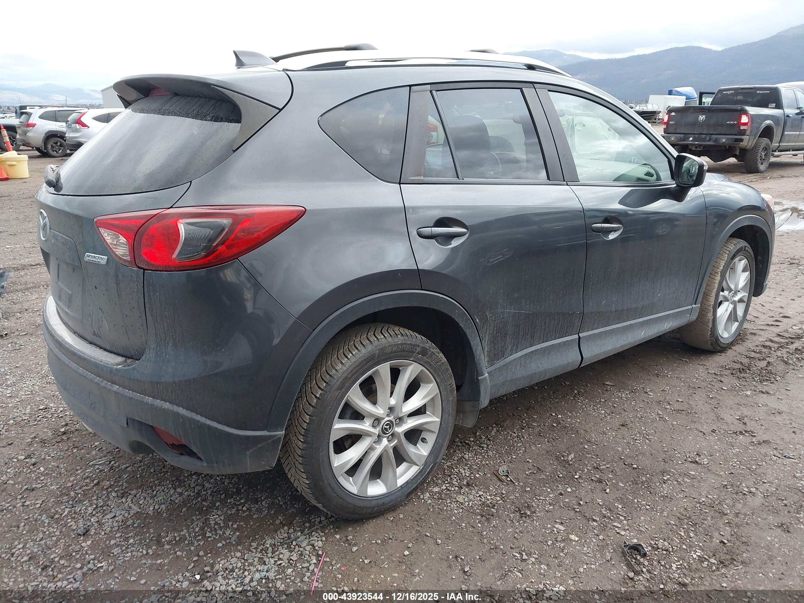 MAZDA CX-5 image 4