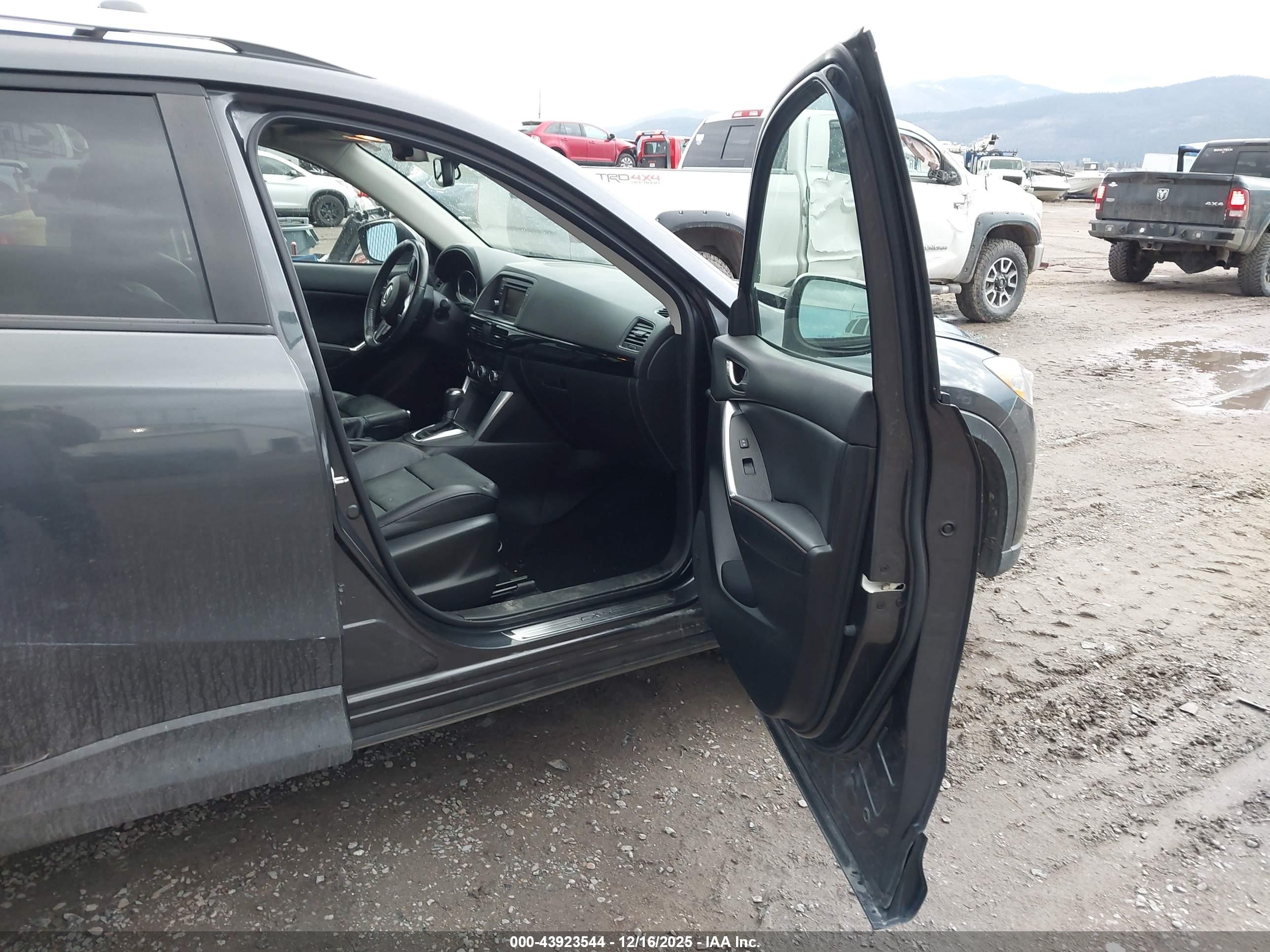MAZDA CX-5 image 5