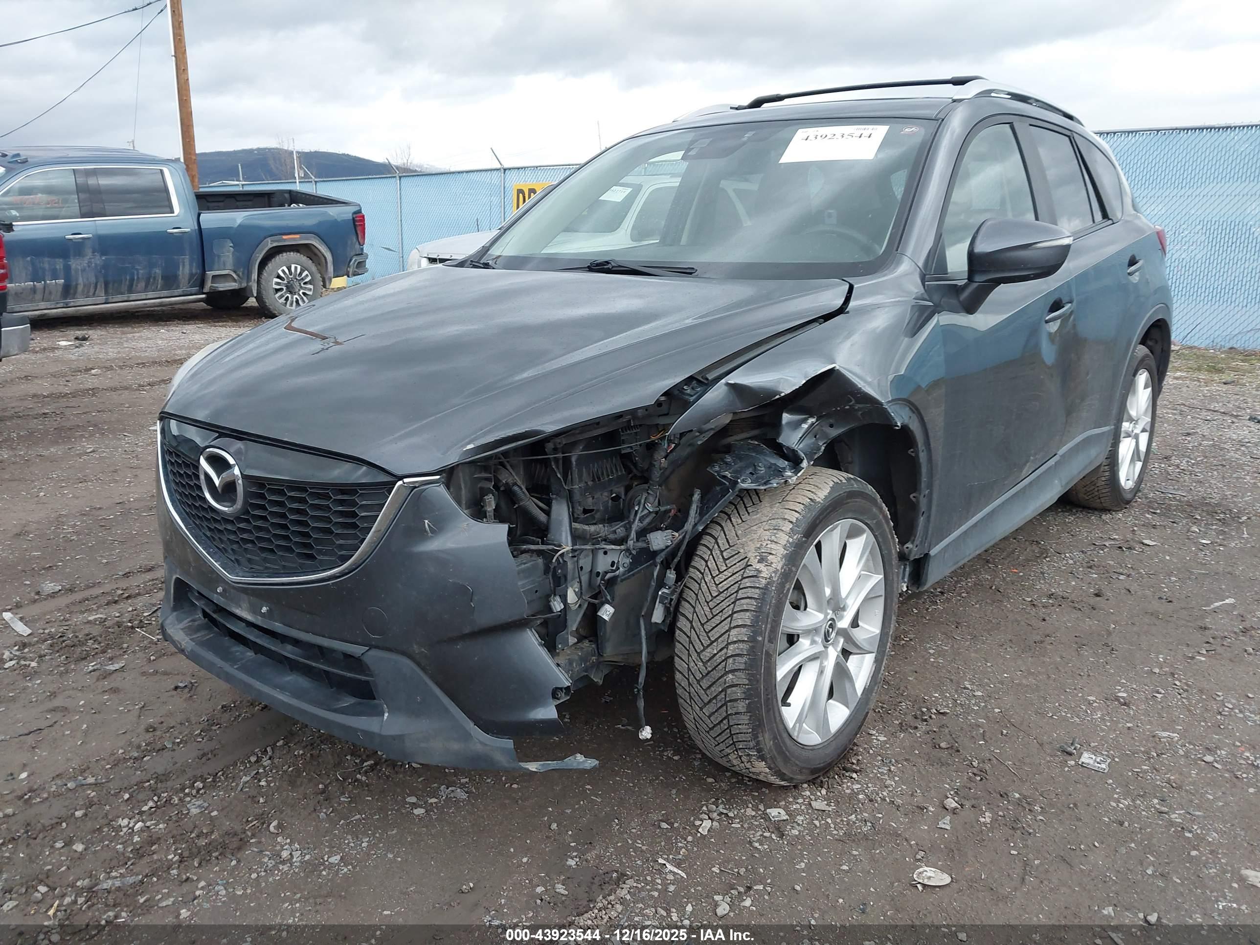 MAZDA CX-5 image 6