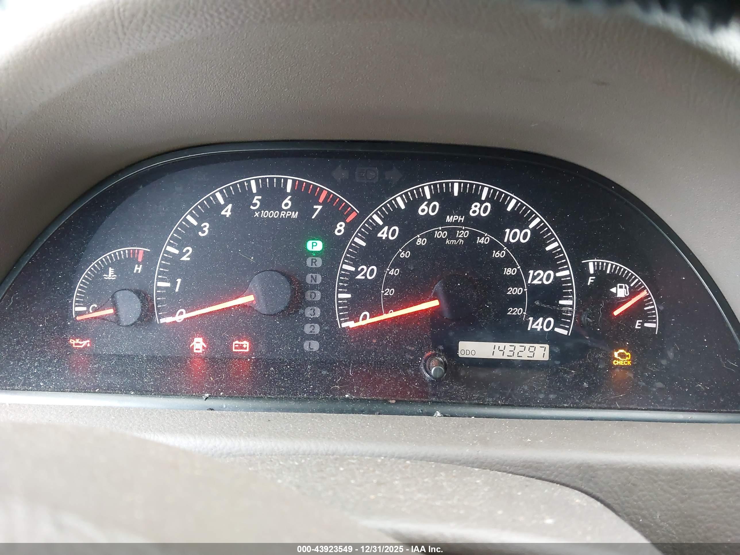 TOYOTA CAMRY image 7