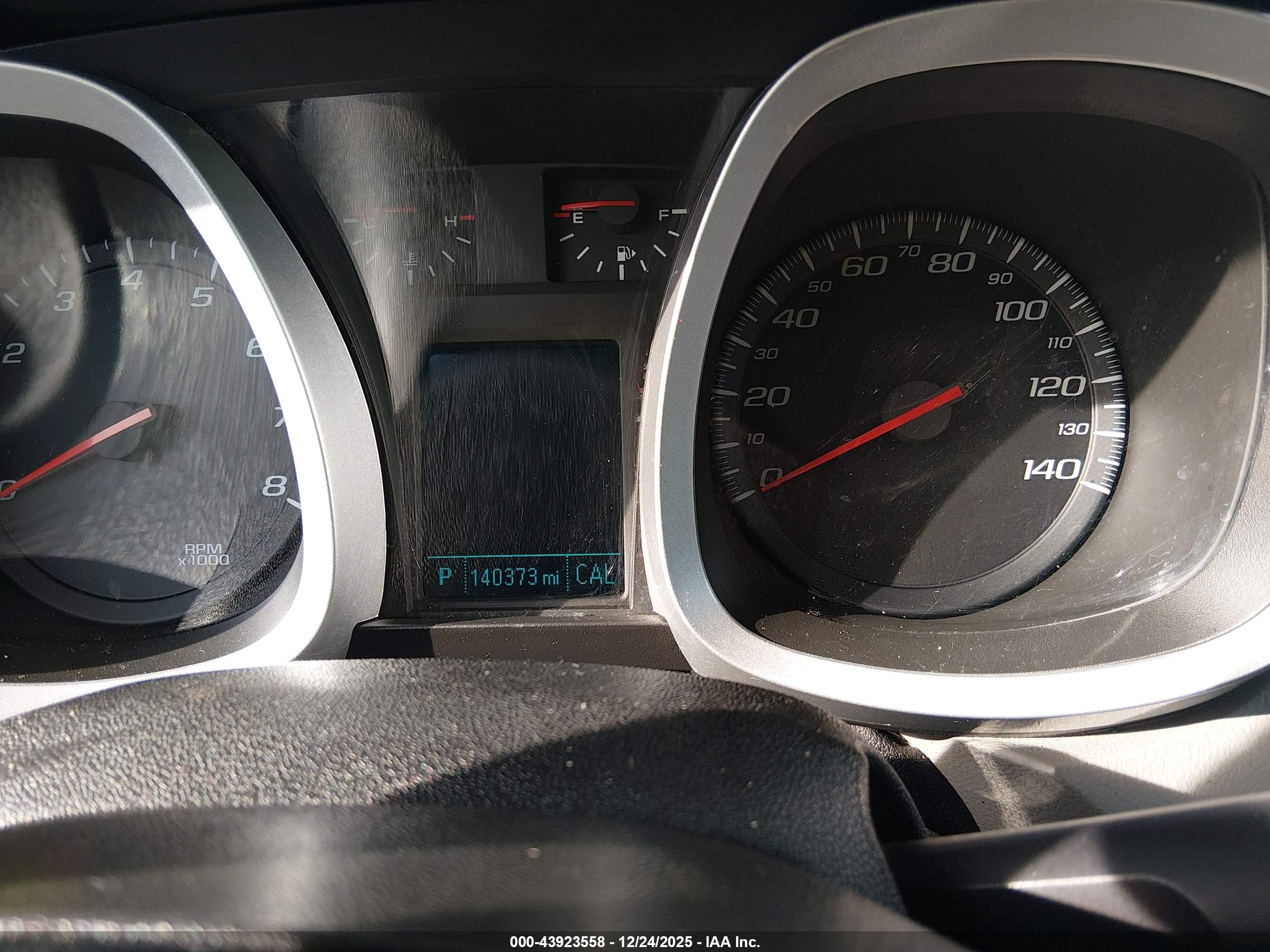CHEVROLET EQUINOX image 7