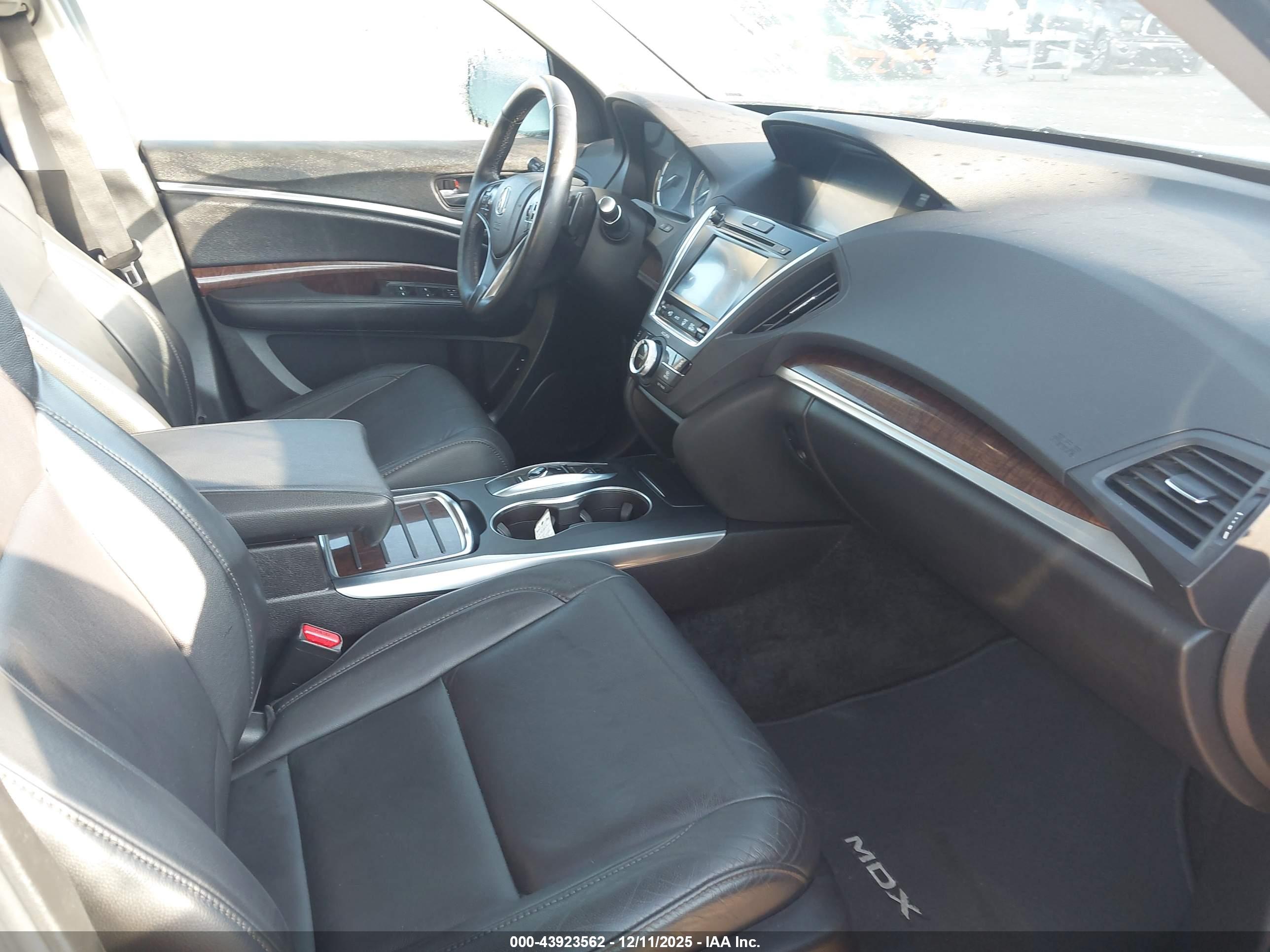 ACURA MDX image 5