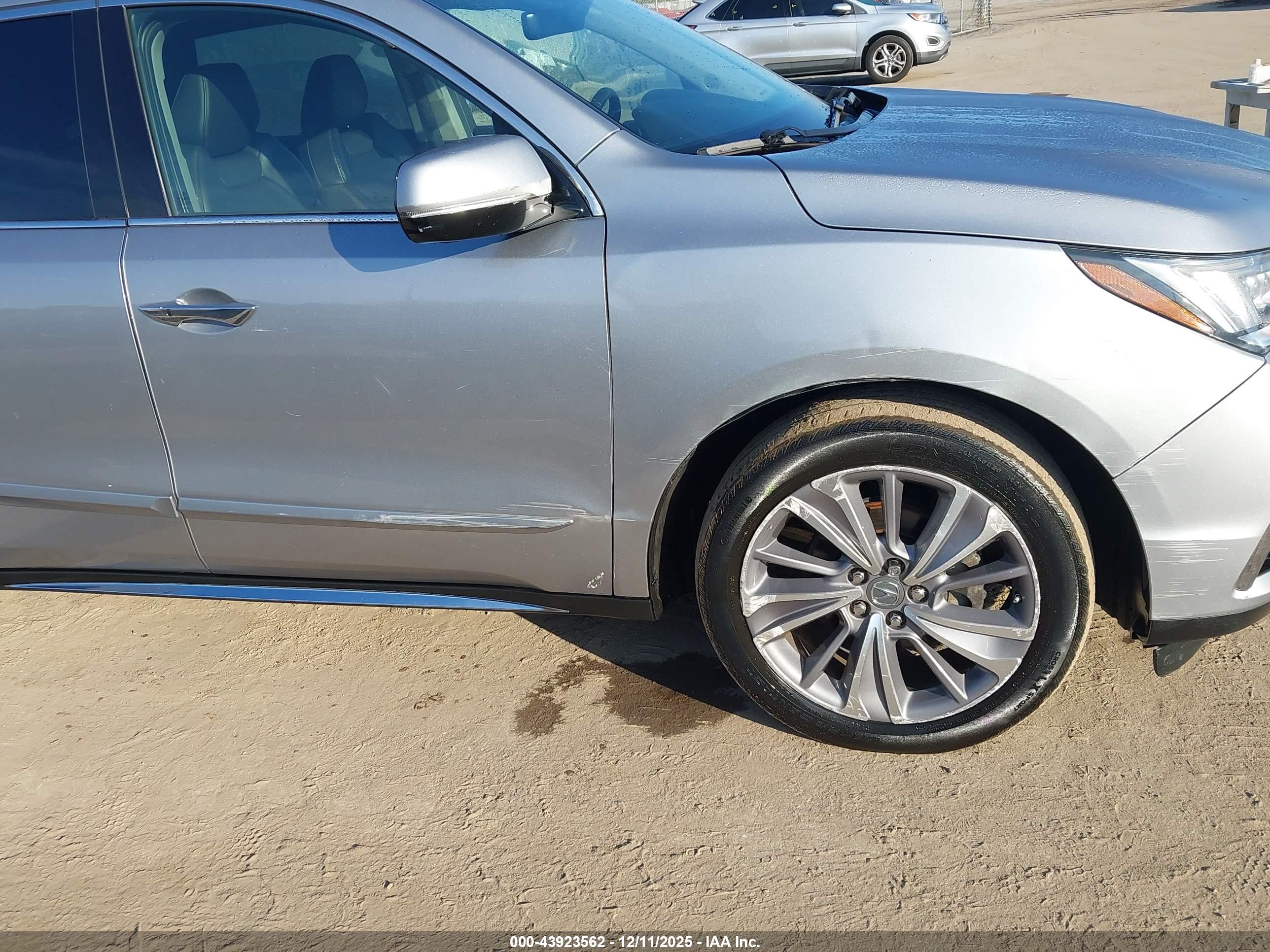 ACURA MDX image 6