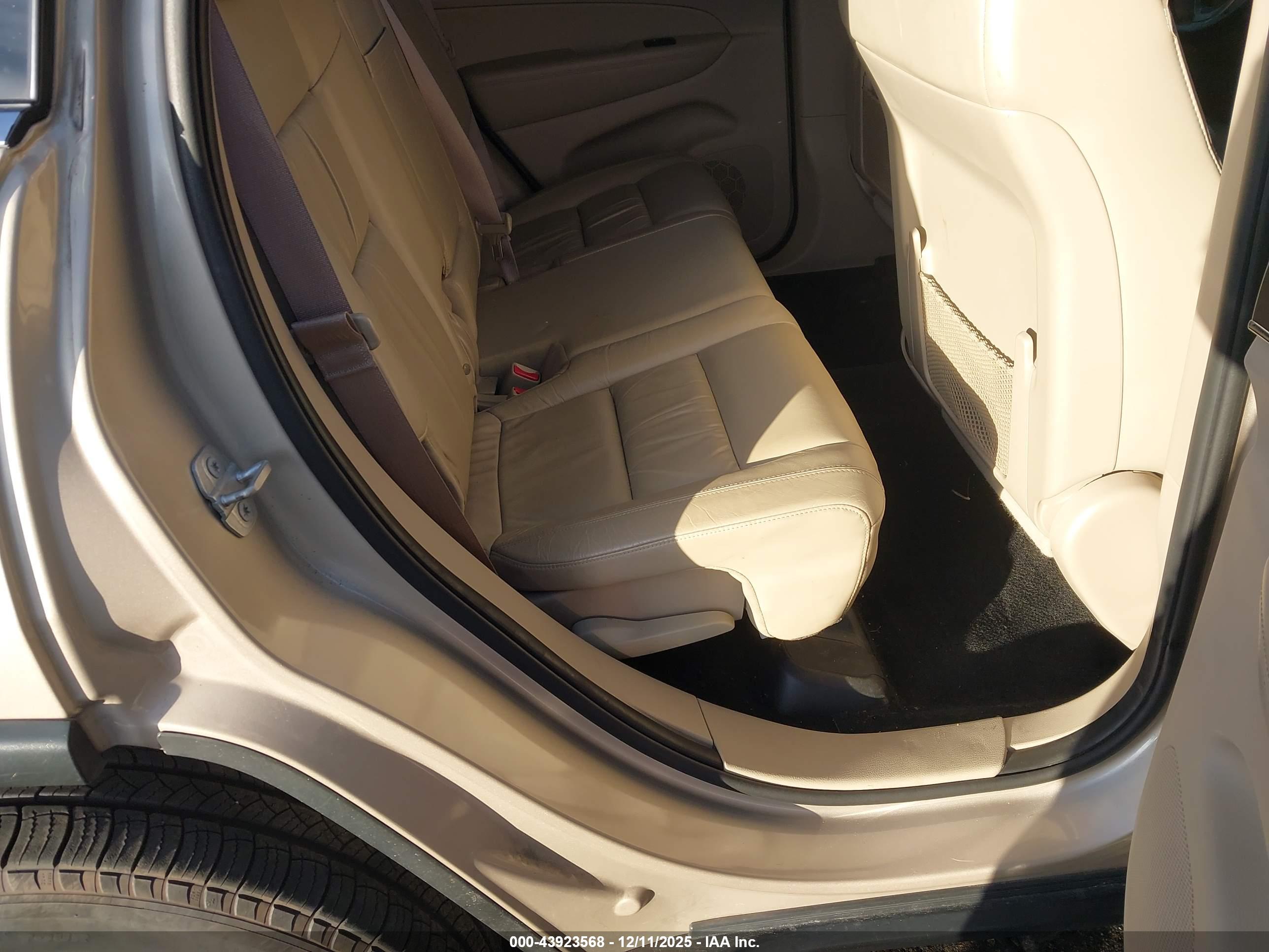 JEEP GRAND image 8