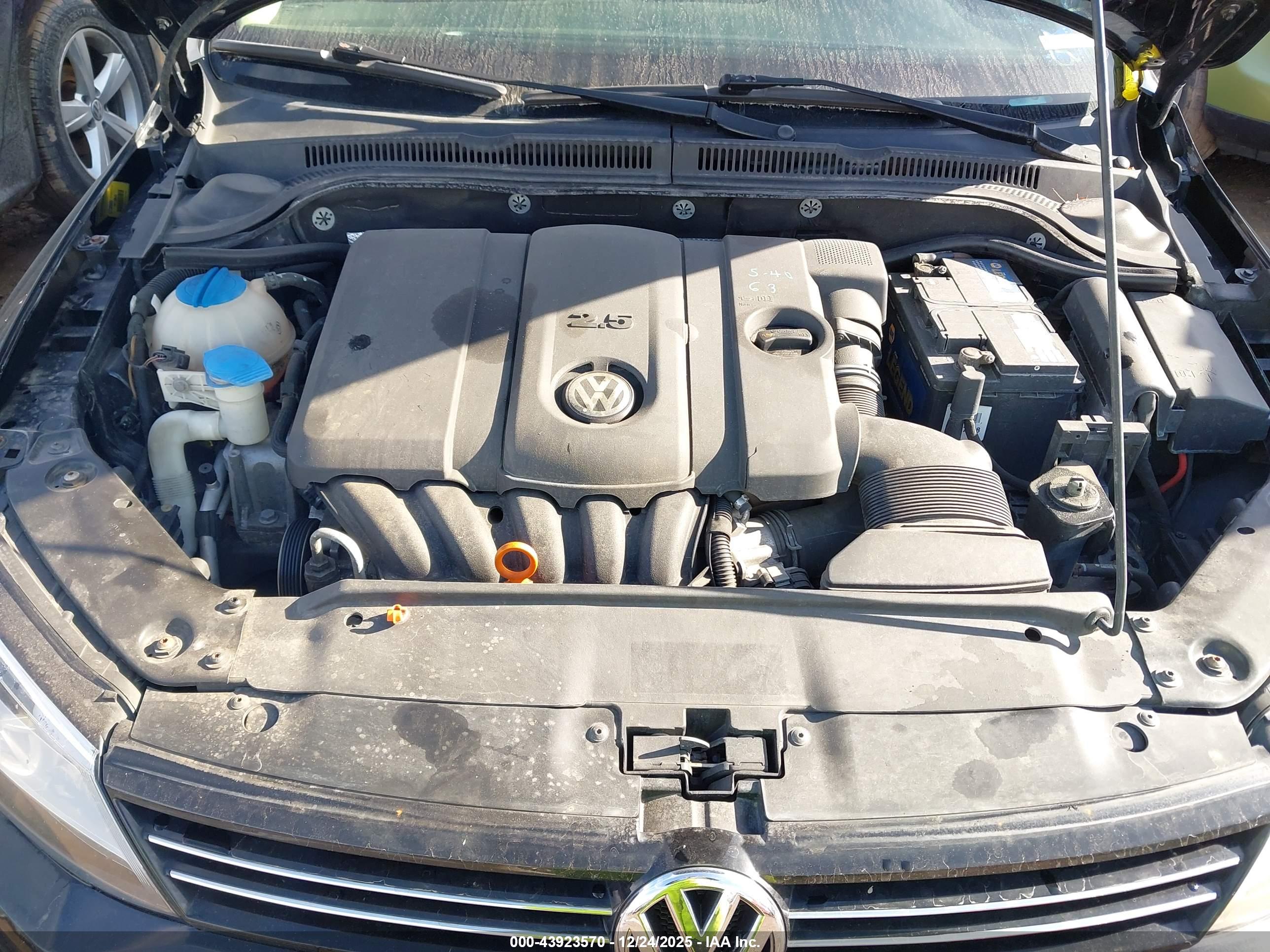 VOLKSWAGEN JETTA image 10