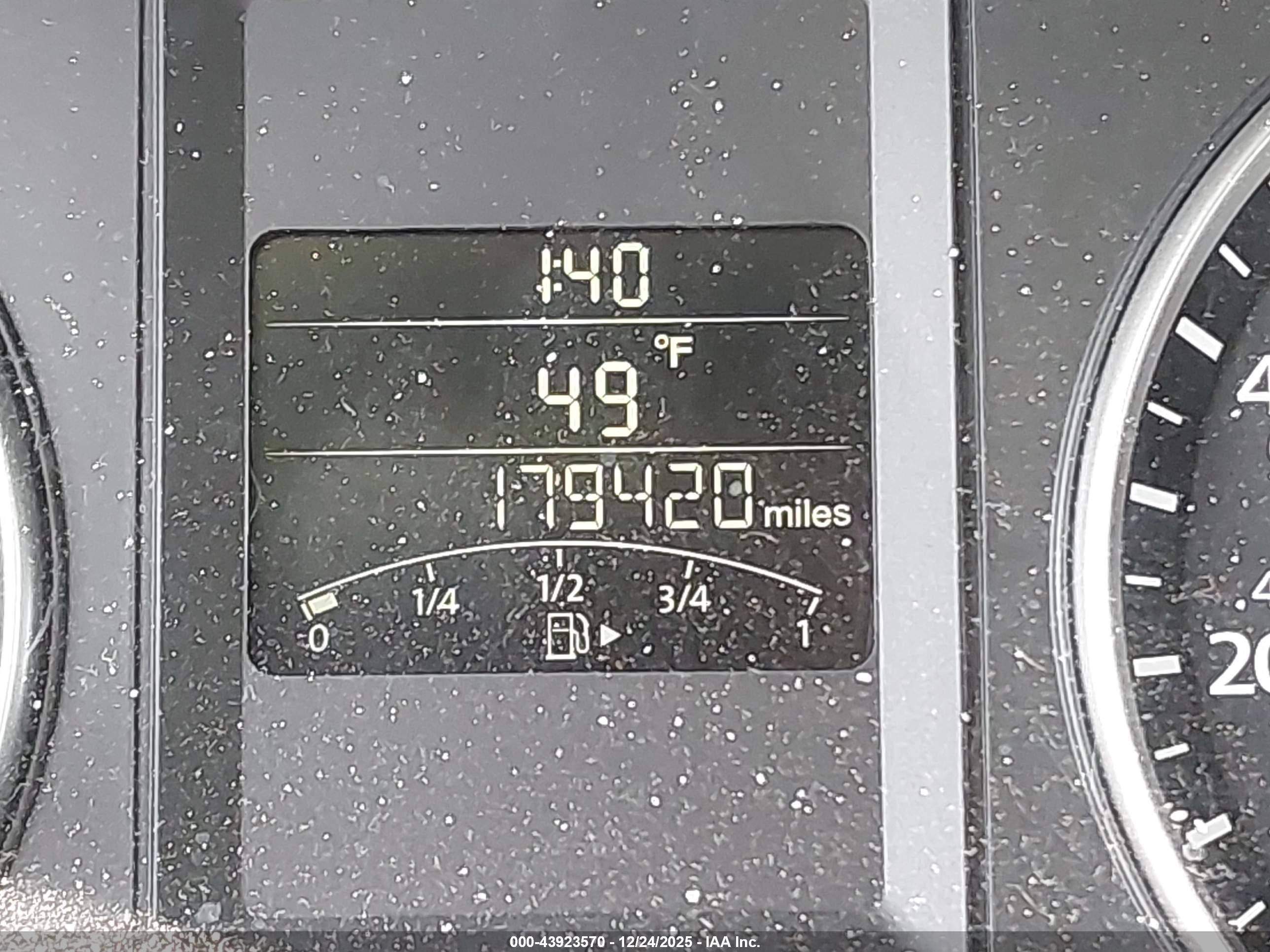 VOLKSWAGEN JETTA image 7