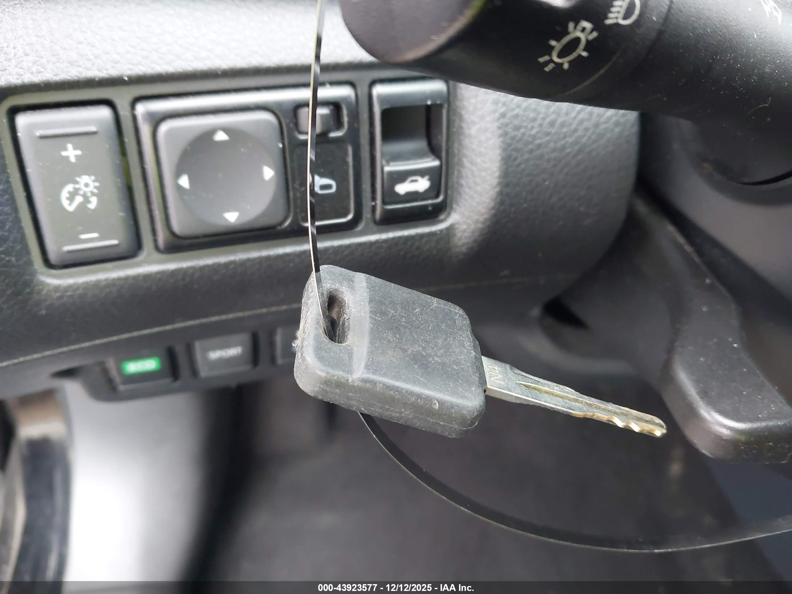 NISSAN SENTRA image 11