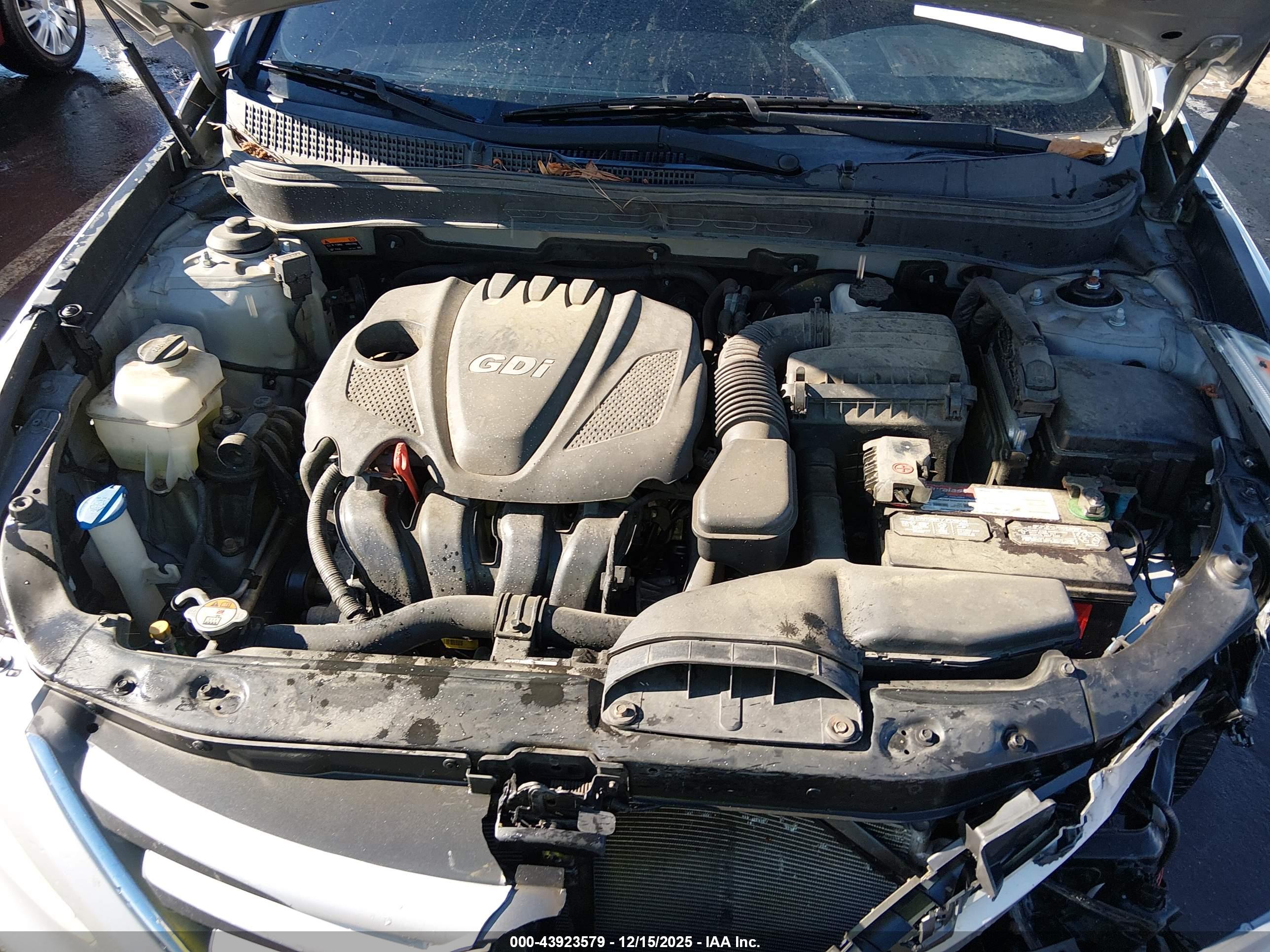 HYUNDAI SONATA image 10