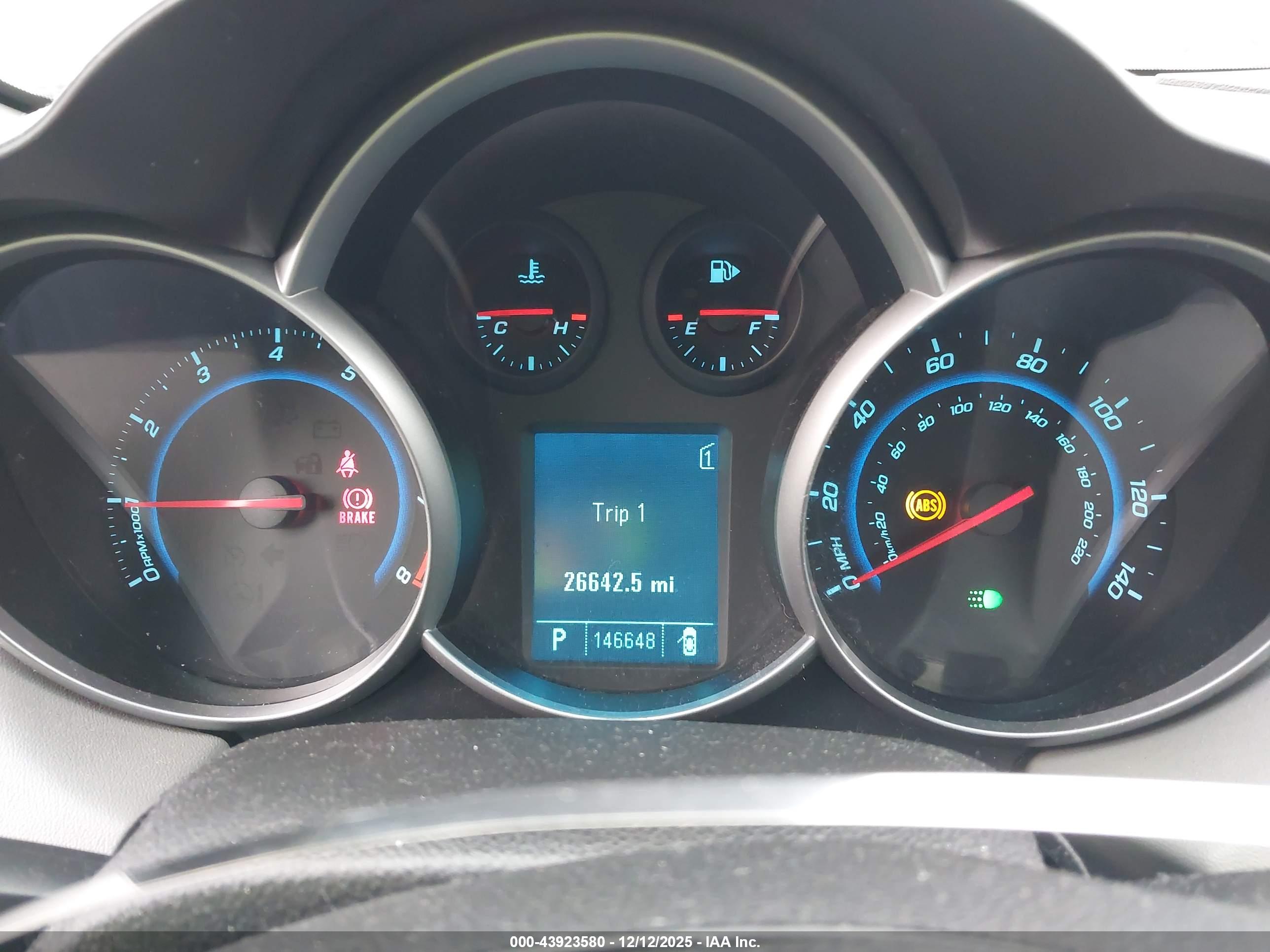 CHEVROLET CRUZE image 7