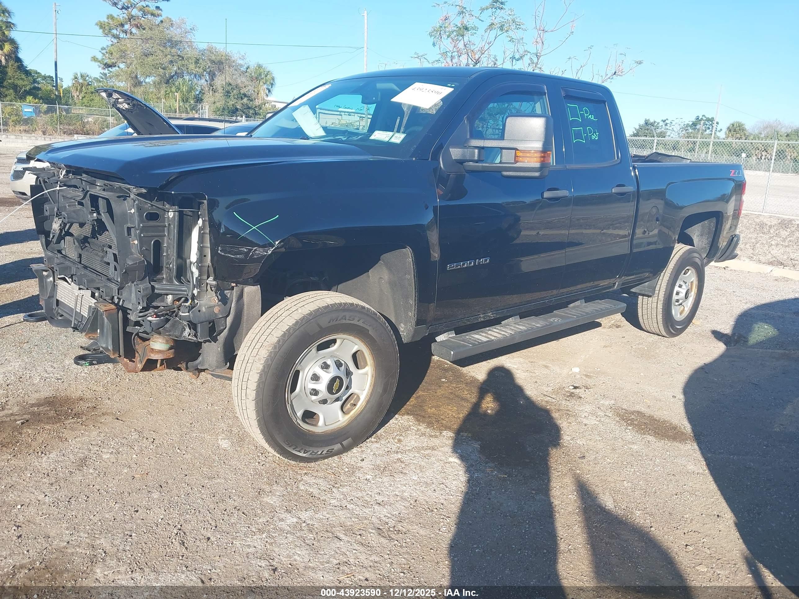 CHEVROLET SILVERADO image 2