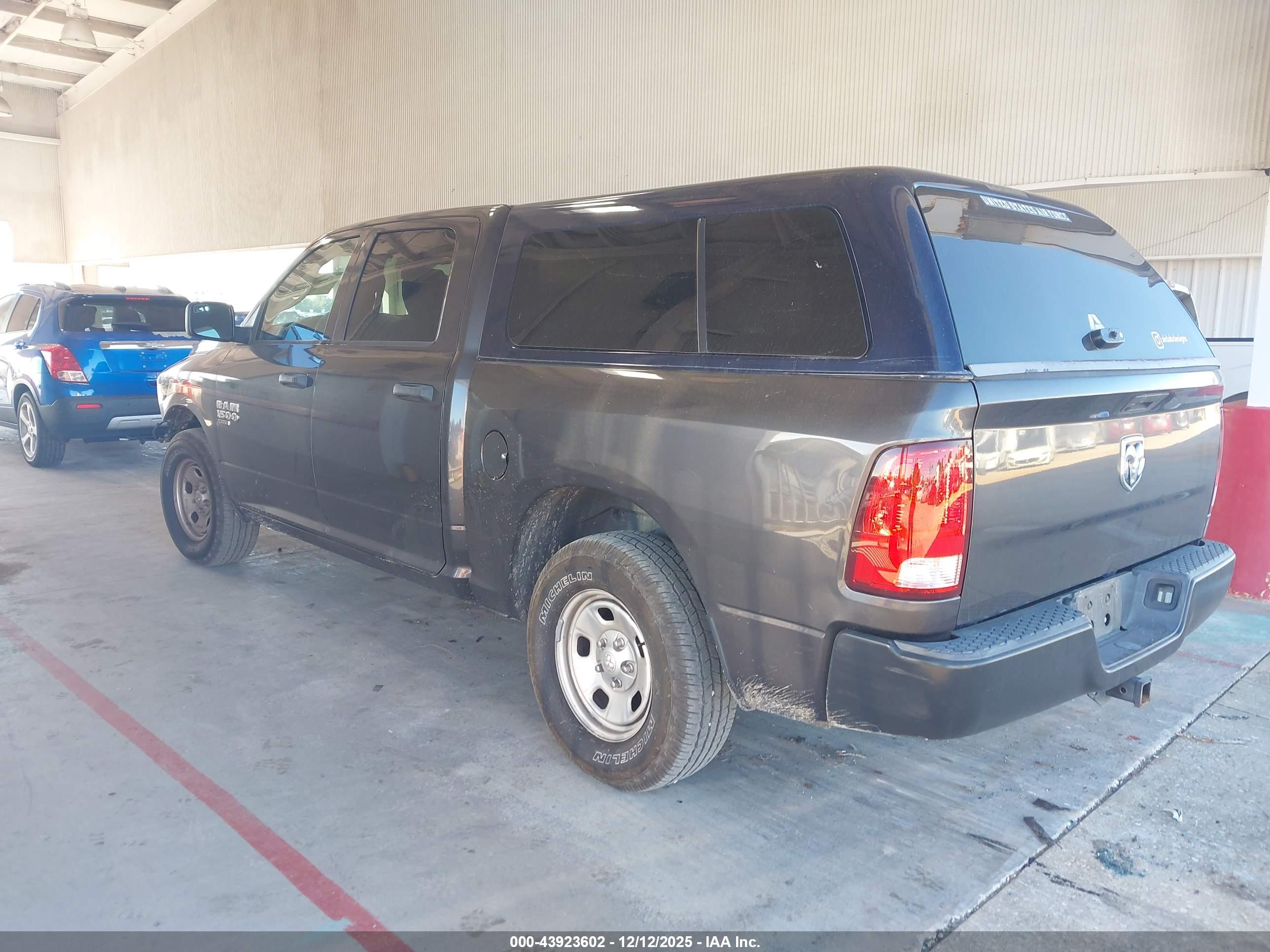 RAM 1500 image 3
