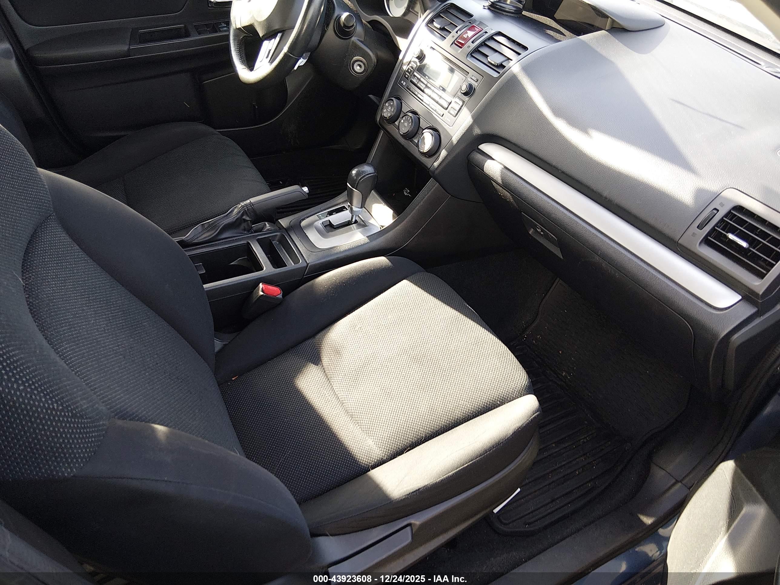 SUBARU IMPREZA image 5