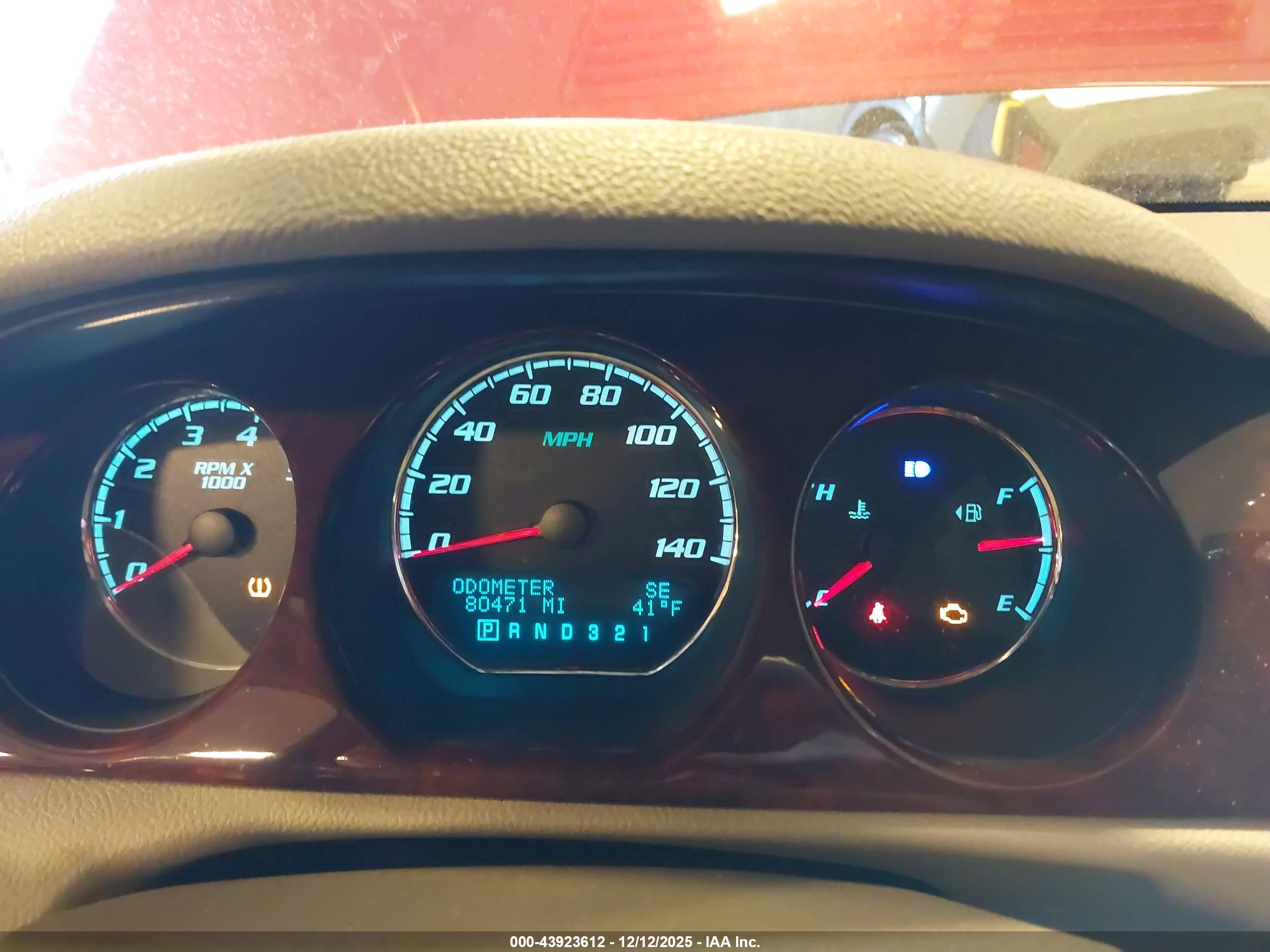 BUICK LUCERNE image 7