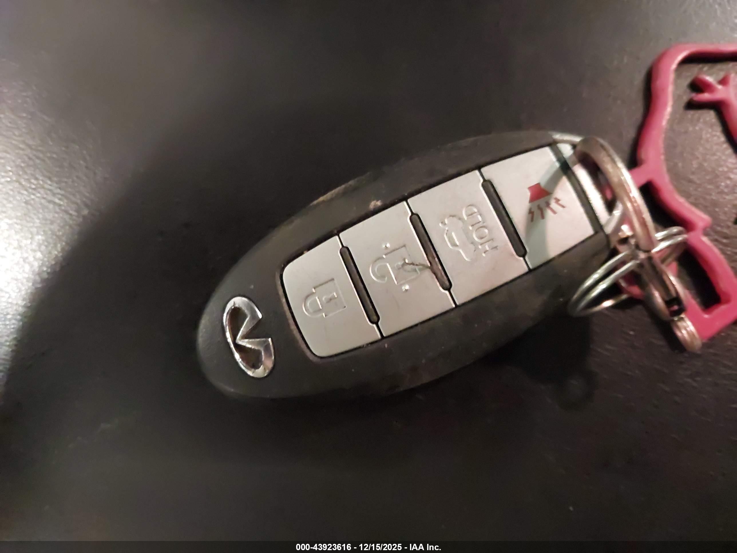 INFINITI Q50 image 11
