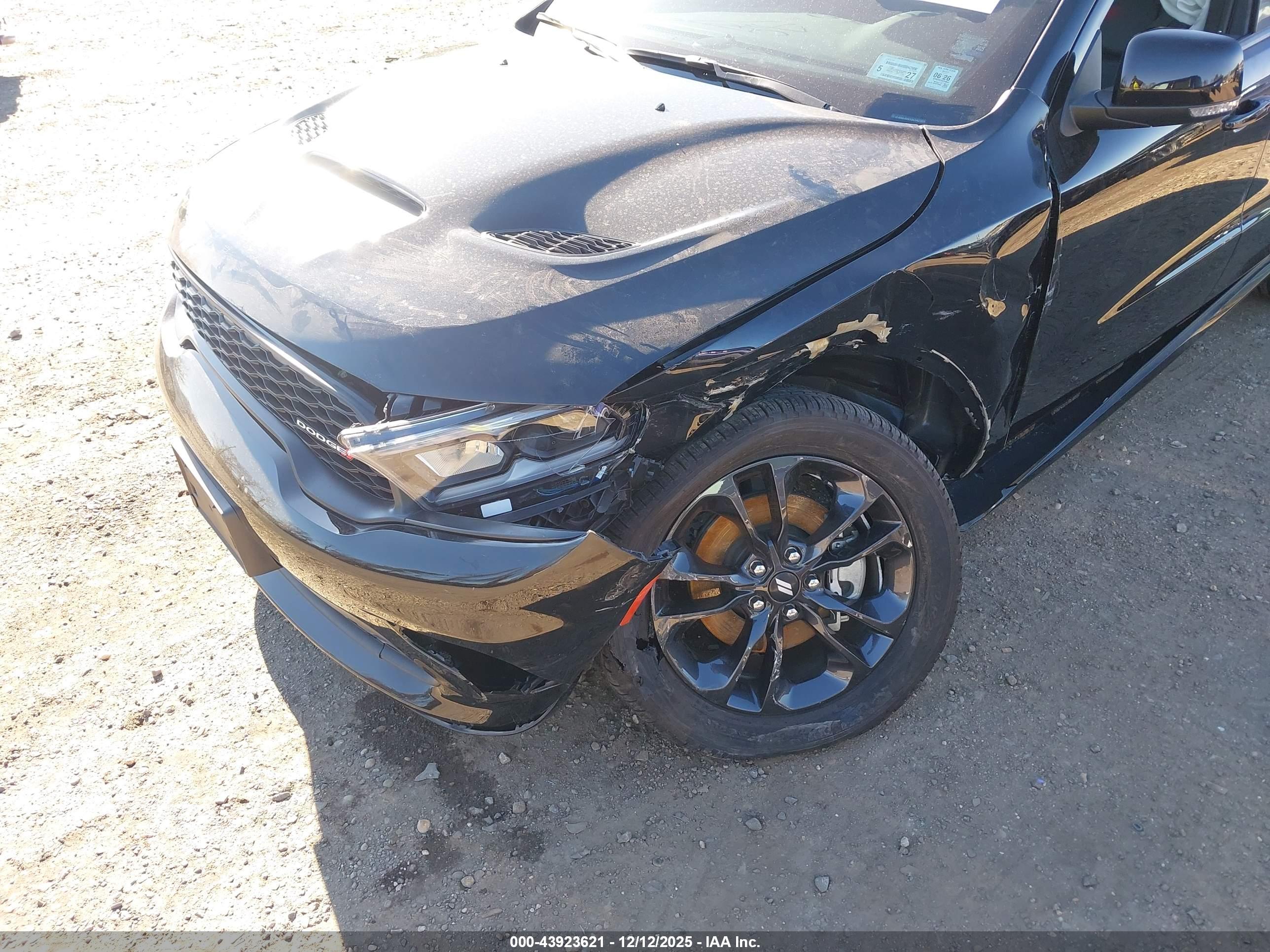 DODGE DURANGO image 6
