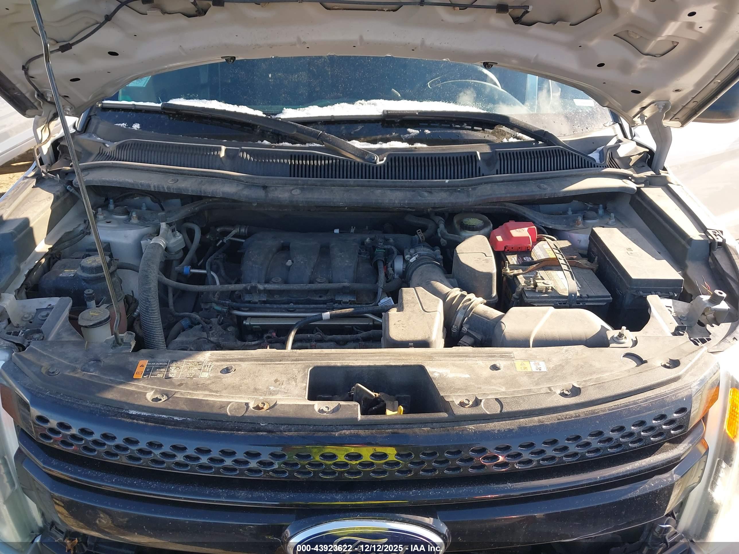 FORD UTILITY image 10