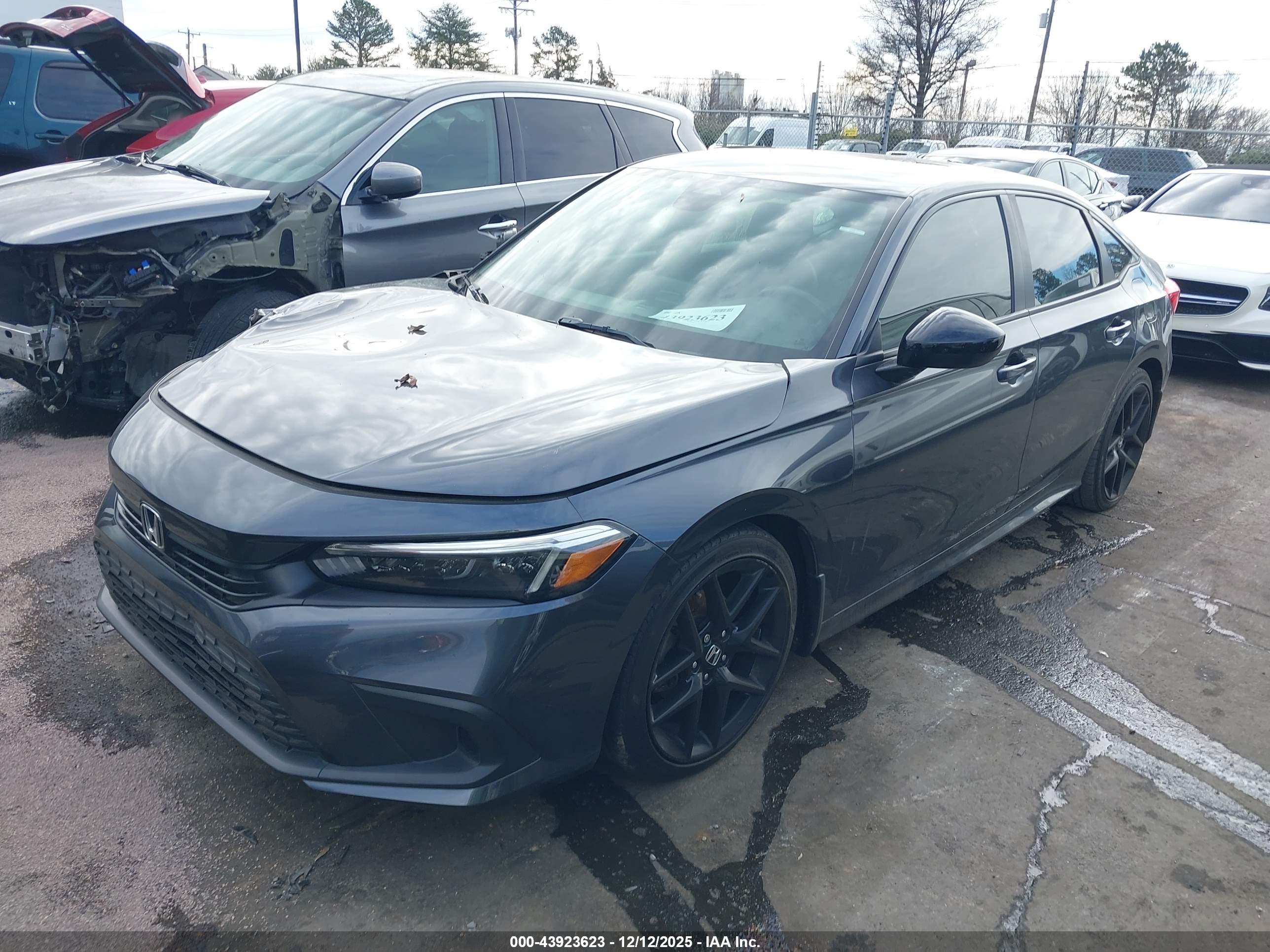 HONDA CIVIC image 2