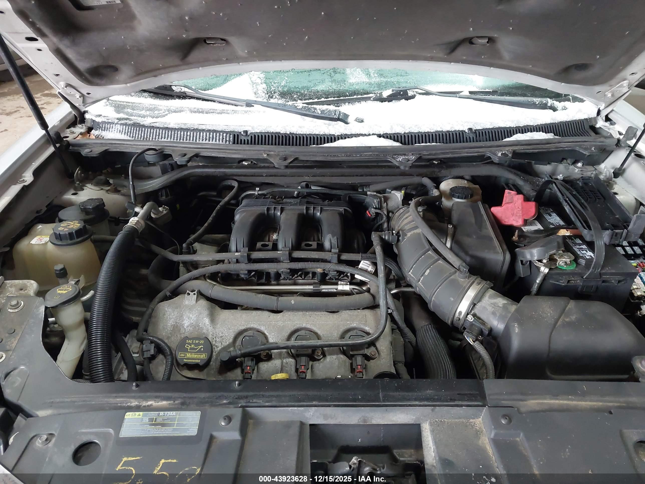 FORD FLEX image 10