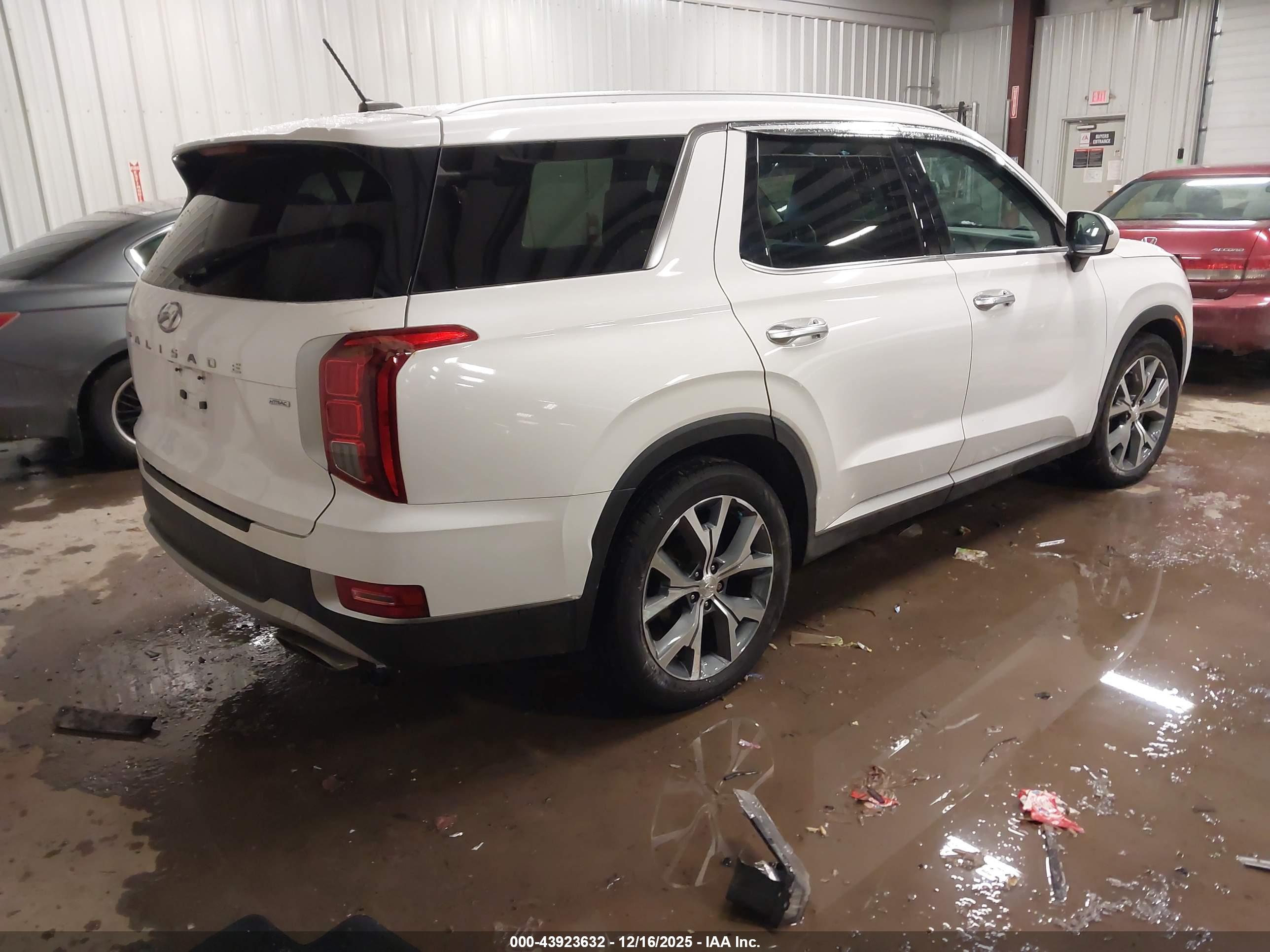 HYUNDAI PALISADE image 4