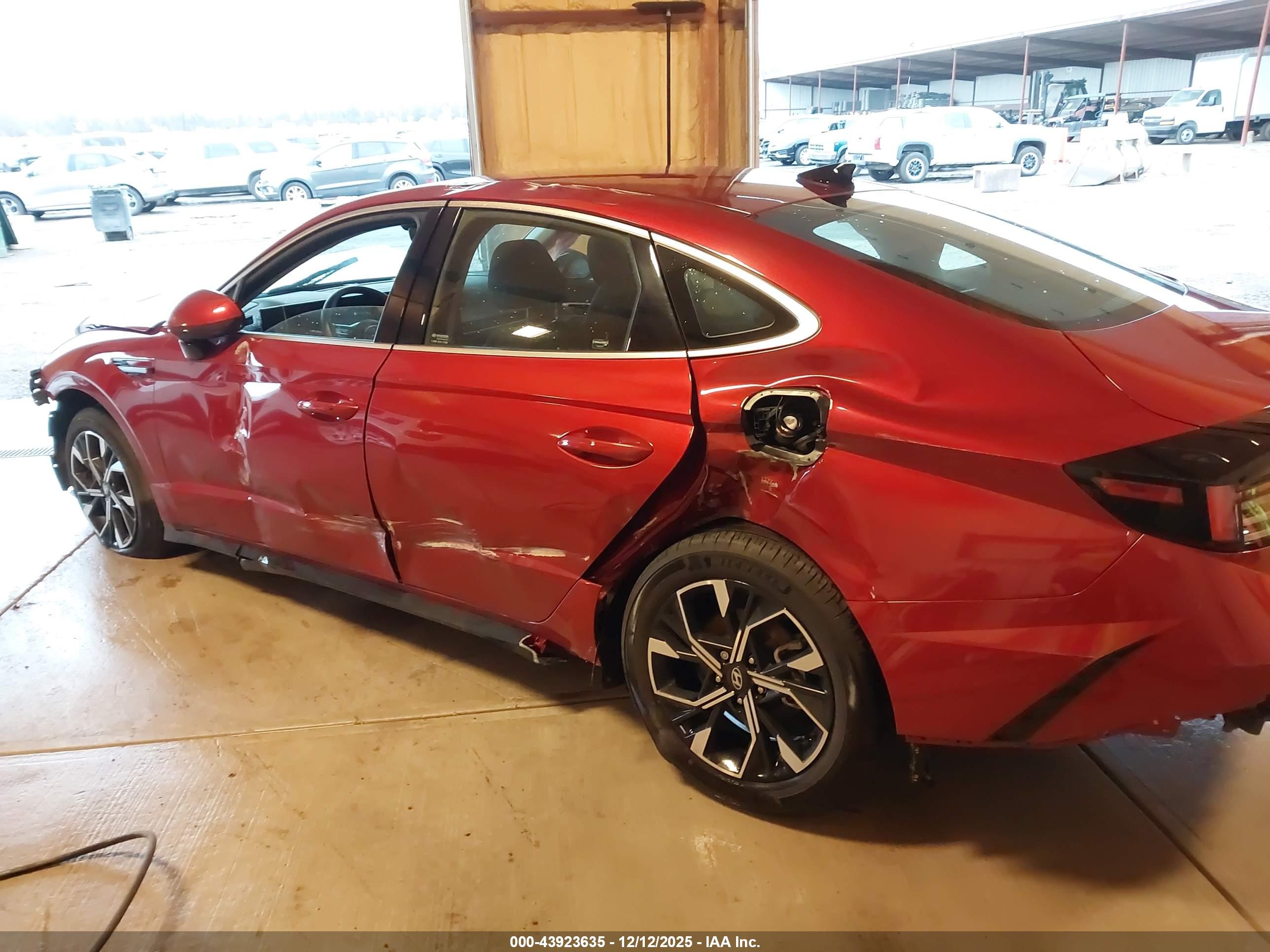 HYUNDAI SONATA image 3