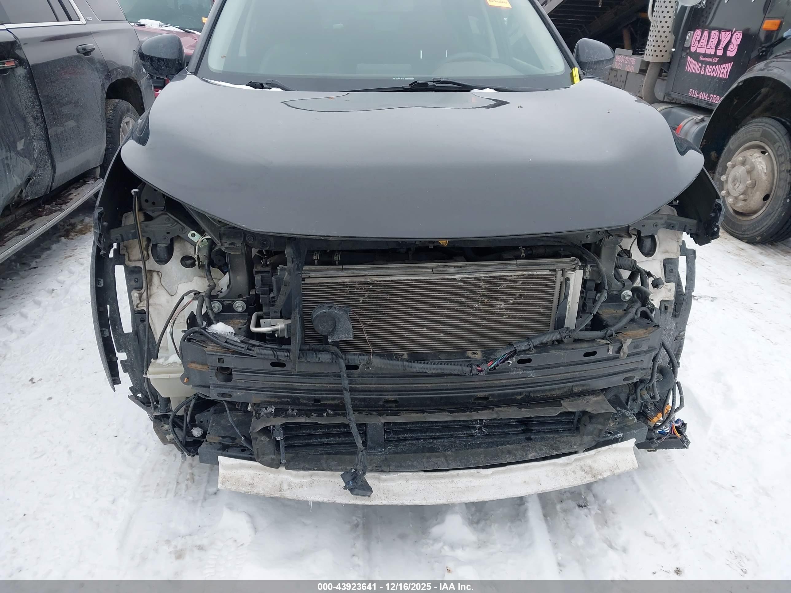 NISSAN ROGUE image 6