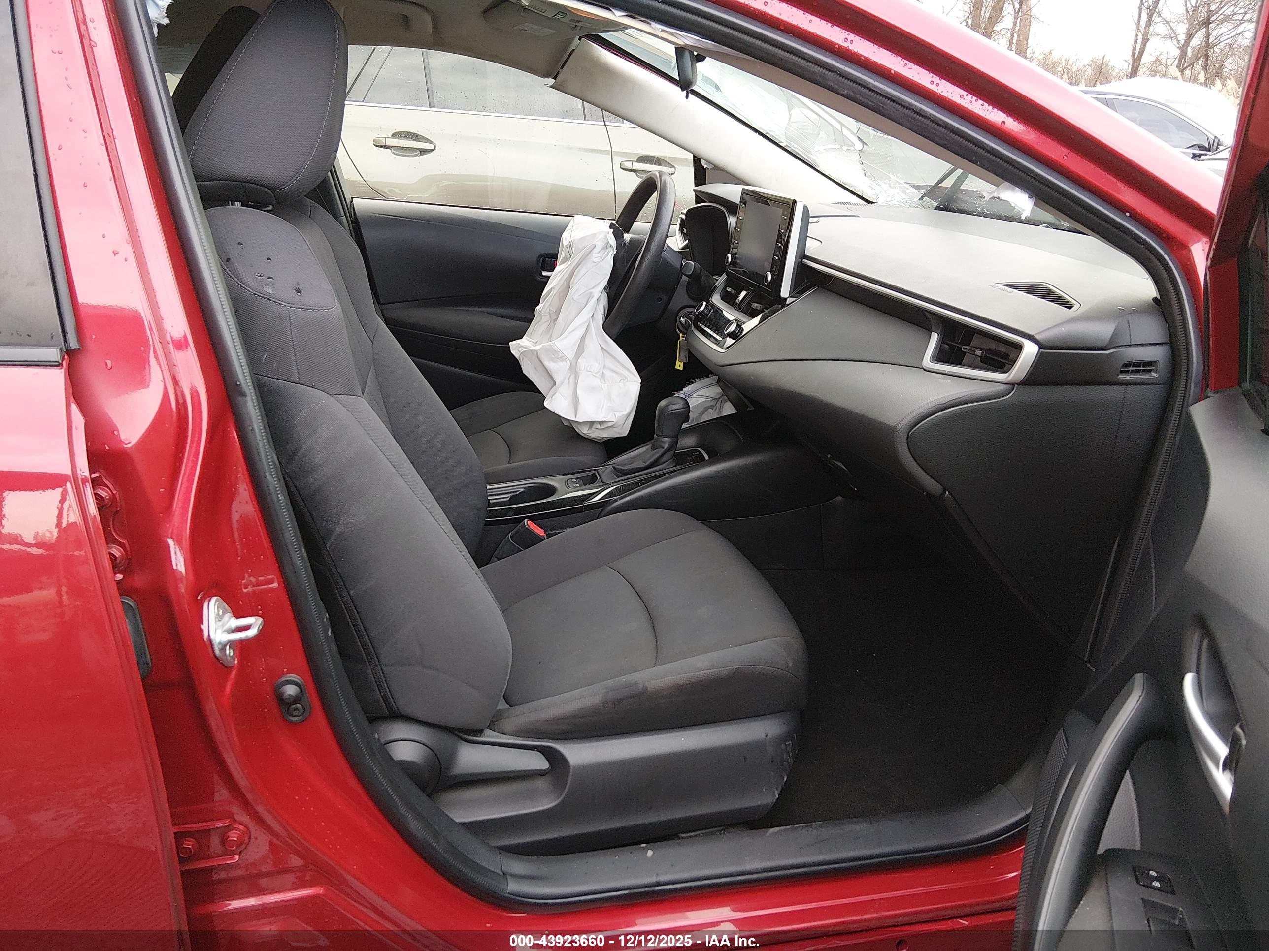 TOYOTA COROLLA image 5