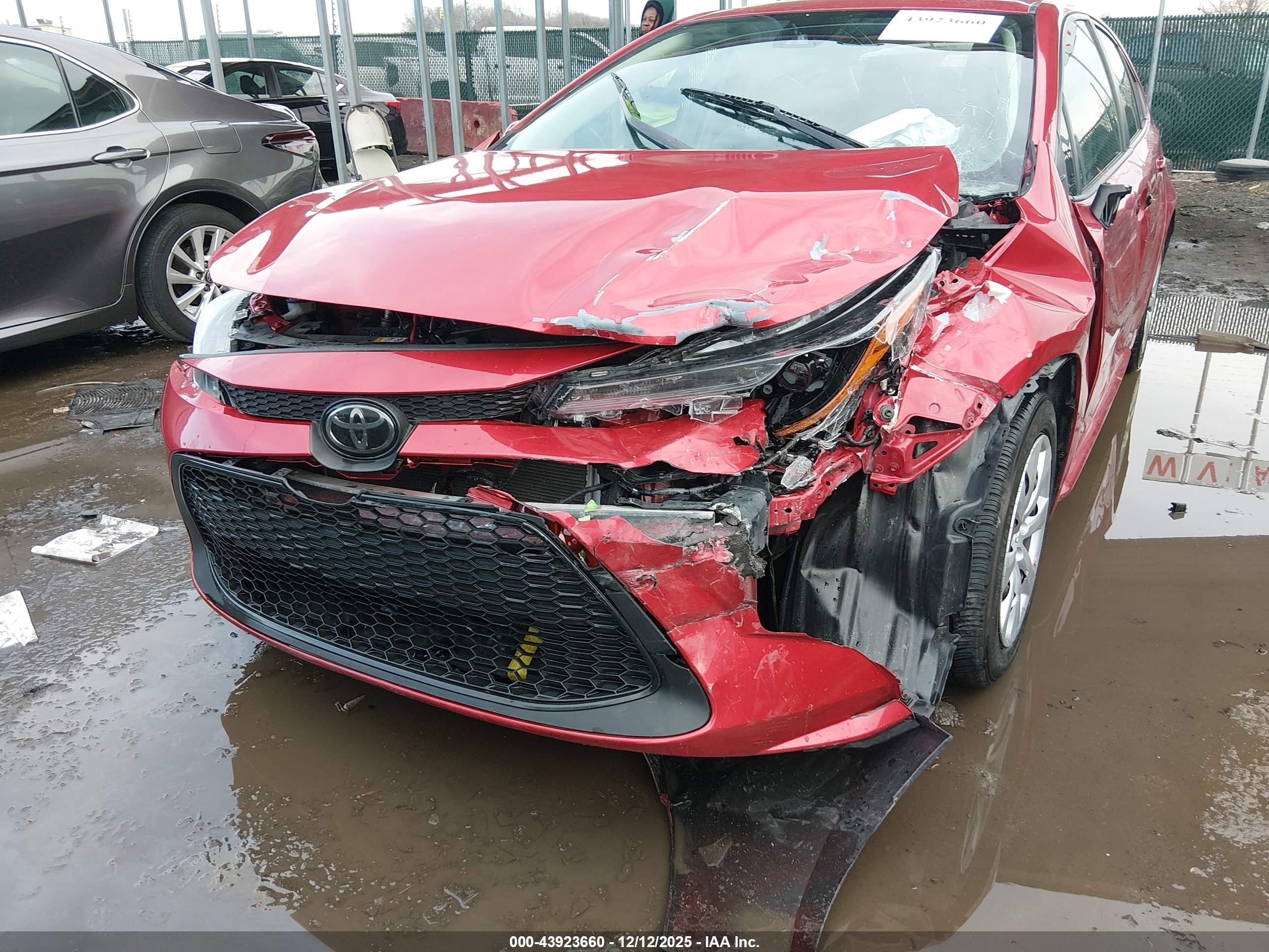 TOYOTA COROLLA image 6