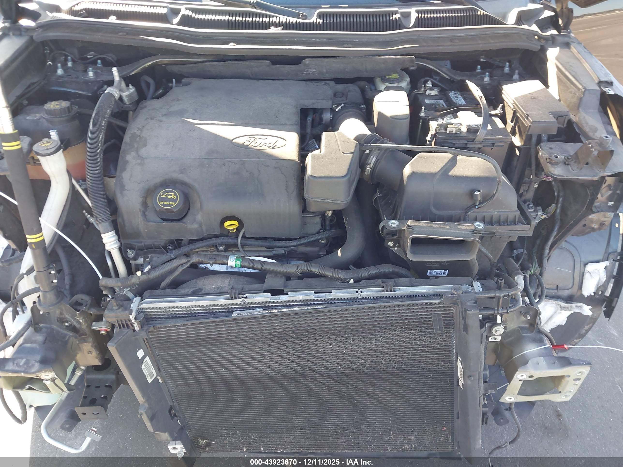 FORD EXPLORER image 10