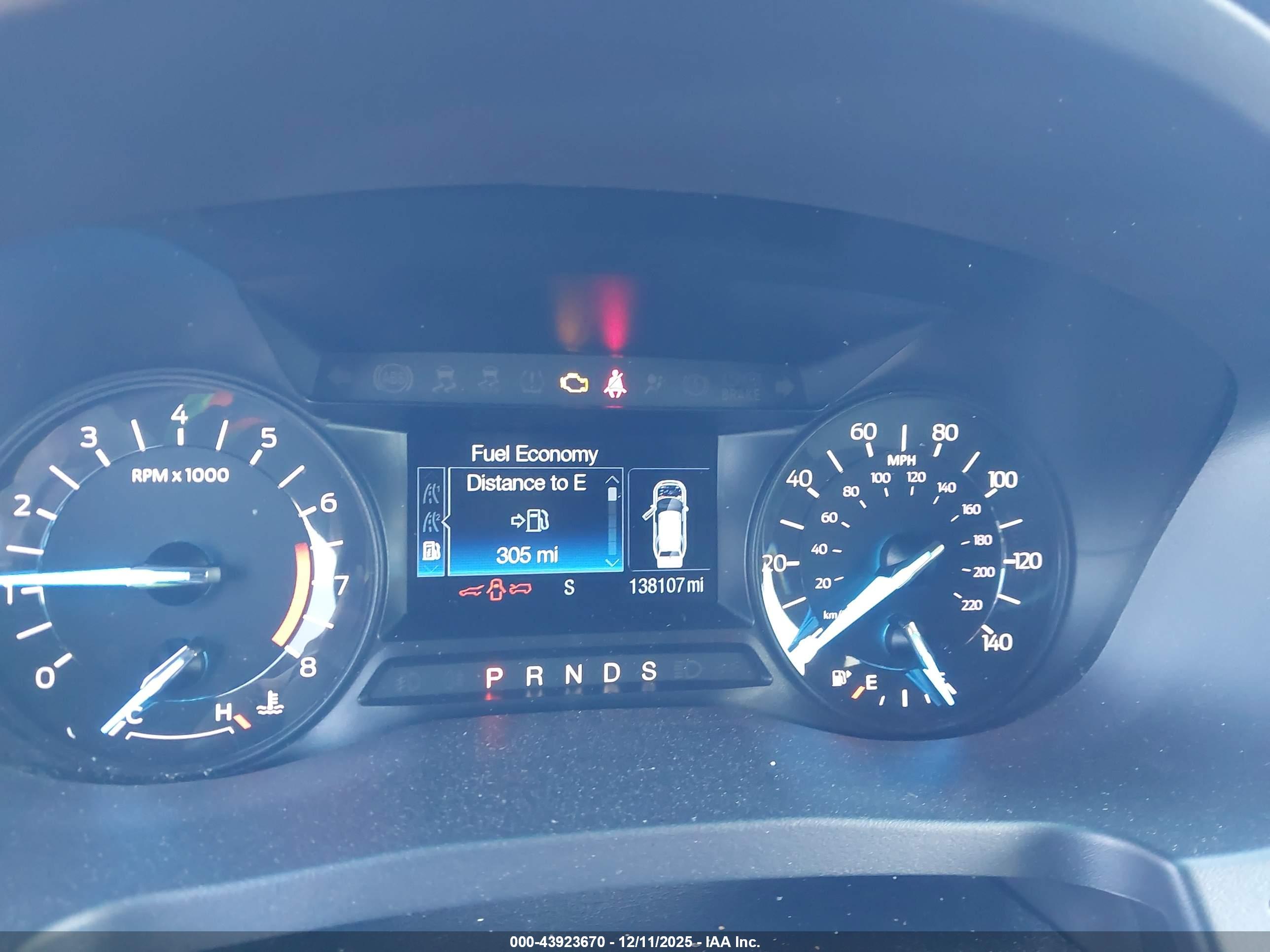 FORD EXPLORER image 7
