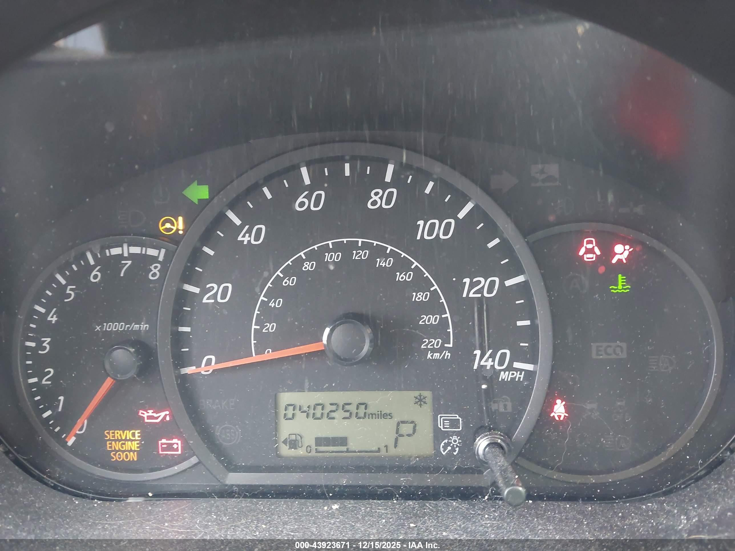 MITSUBISHI MIRAGE image 7
