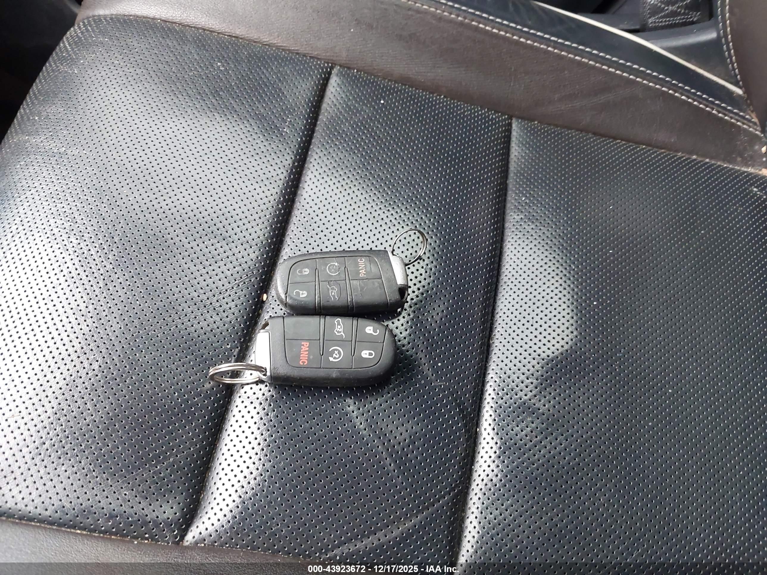 JEEP GRAND image 11