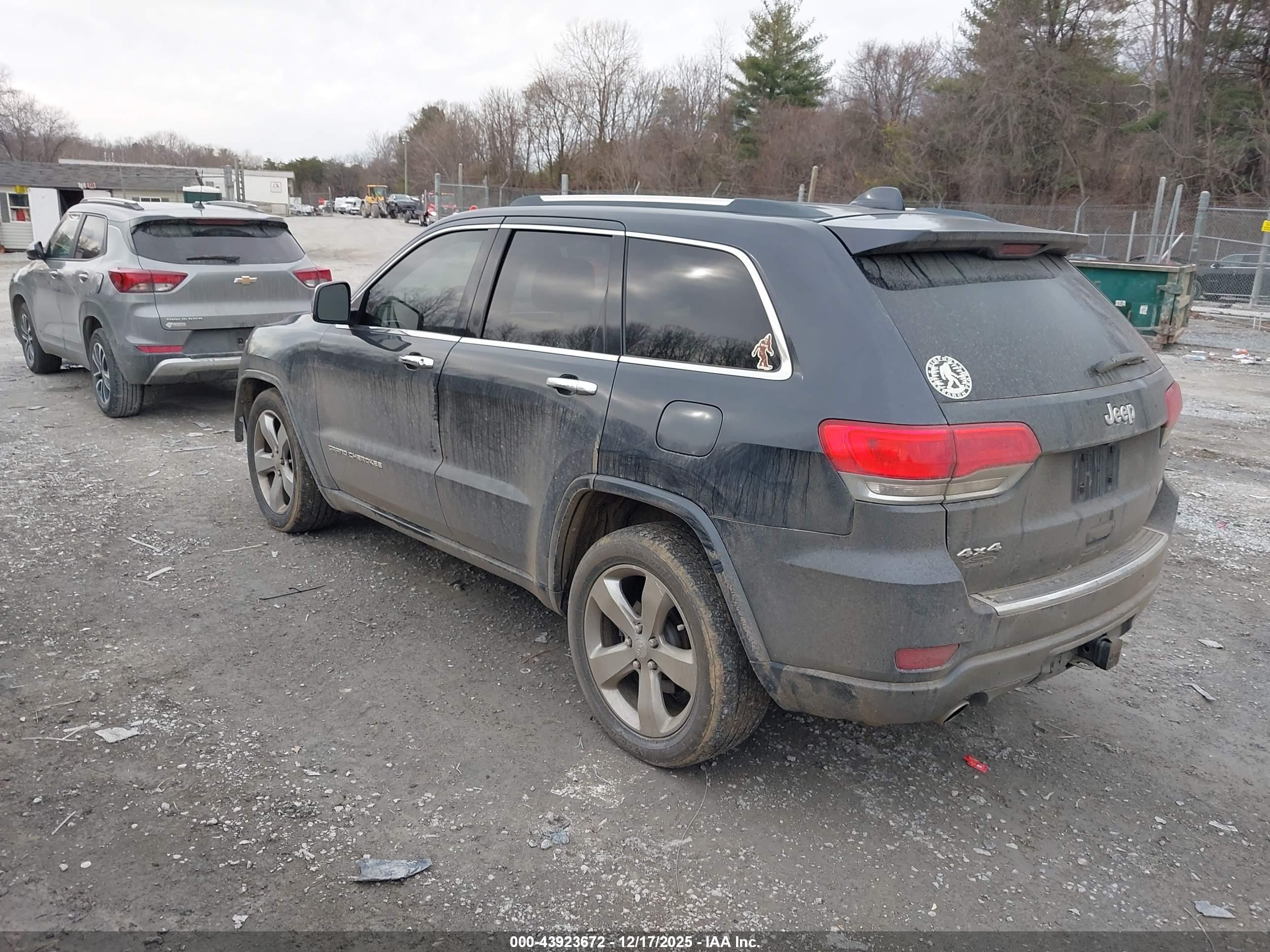 JEEP GRAND image 3