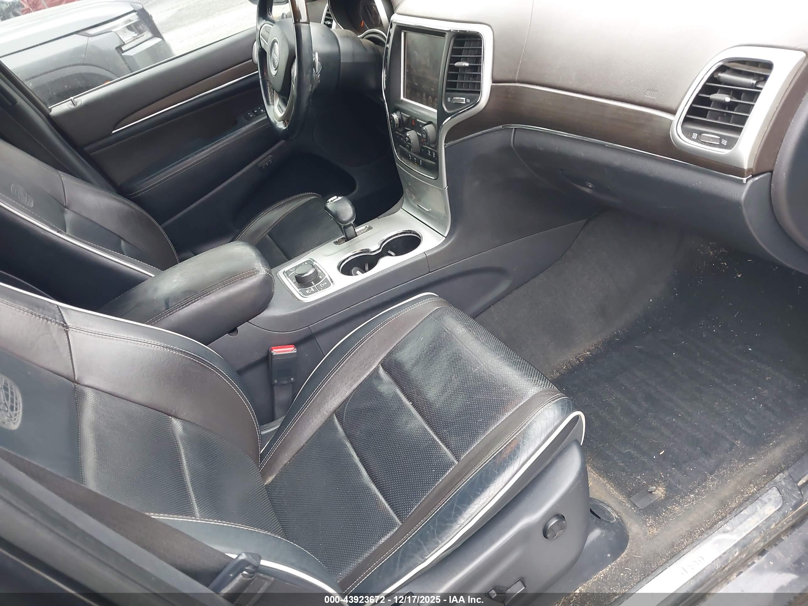 JEEP GRAND image 5